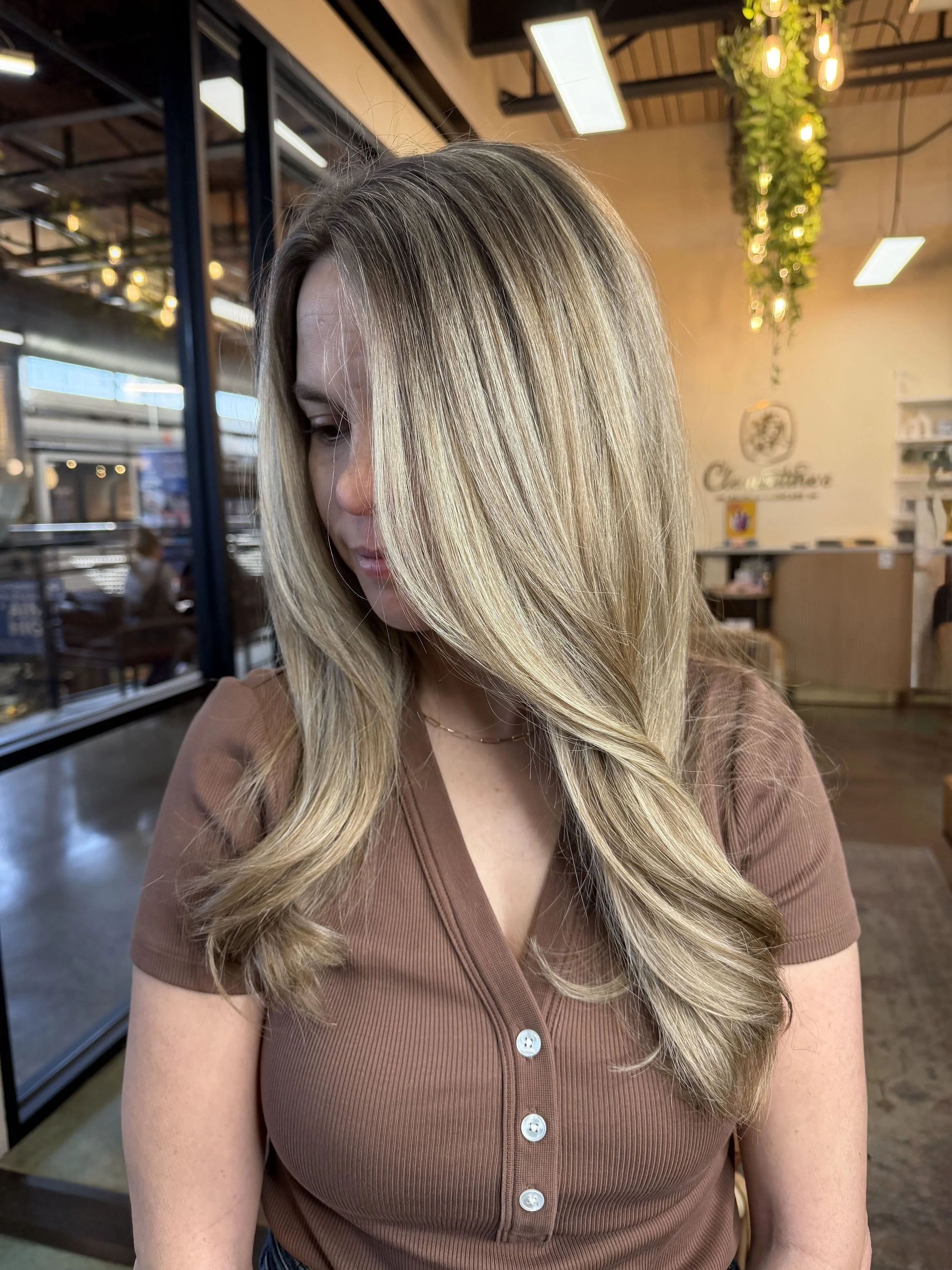 aurora-hair-stylist-abbie-blonde-highlights-long-hair..jpg