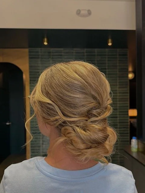 1. aurora-hairstylist-kelsey-farran-blonde-updo-special-occasion-hair.jpeg