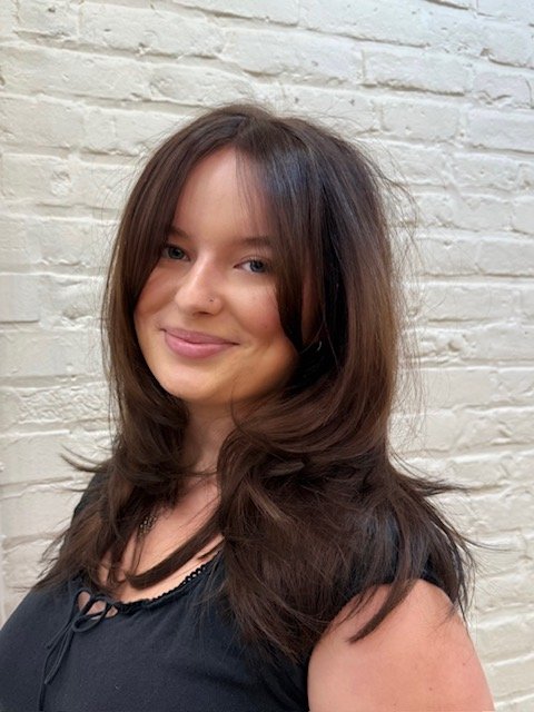 aurora-hairstylist-kelsey-farran-brunette-layered-haircut.jpg