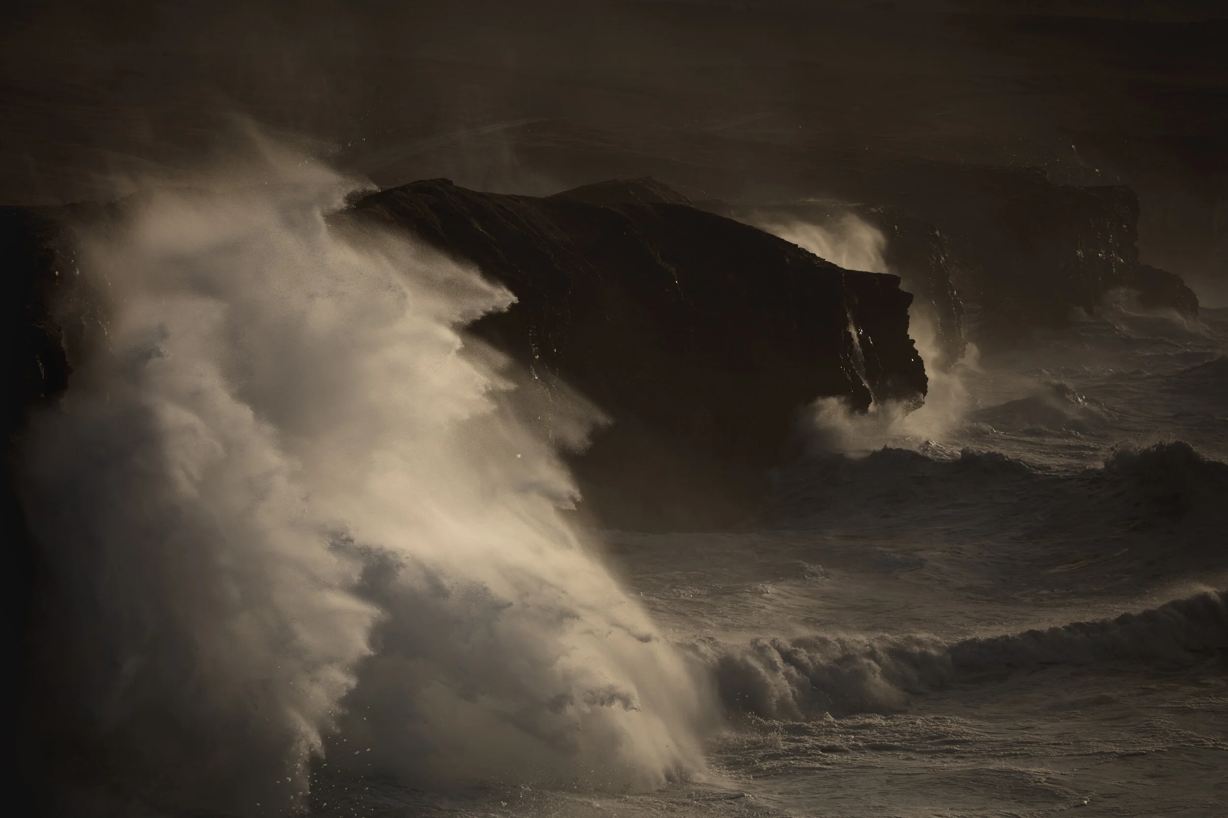 CLIFFS_MOODY_ANDREWKAINEDER.jpg
