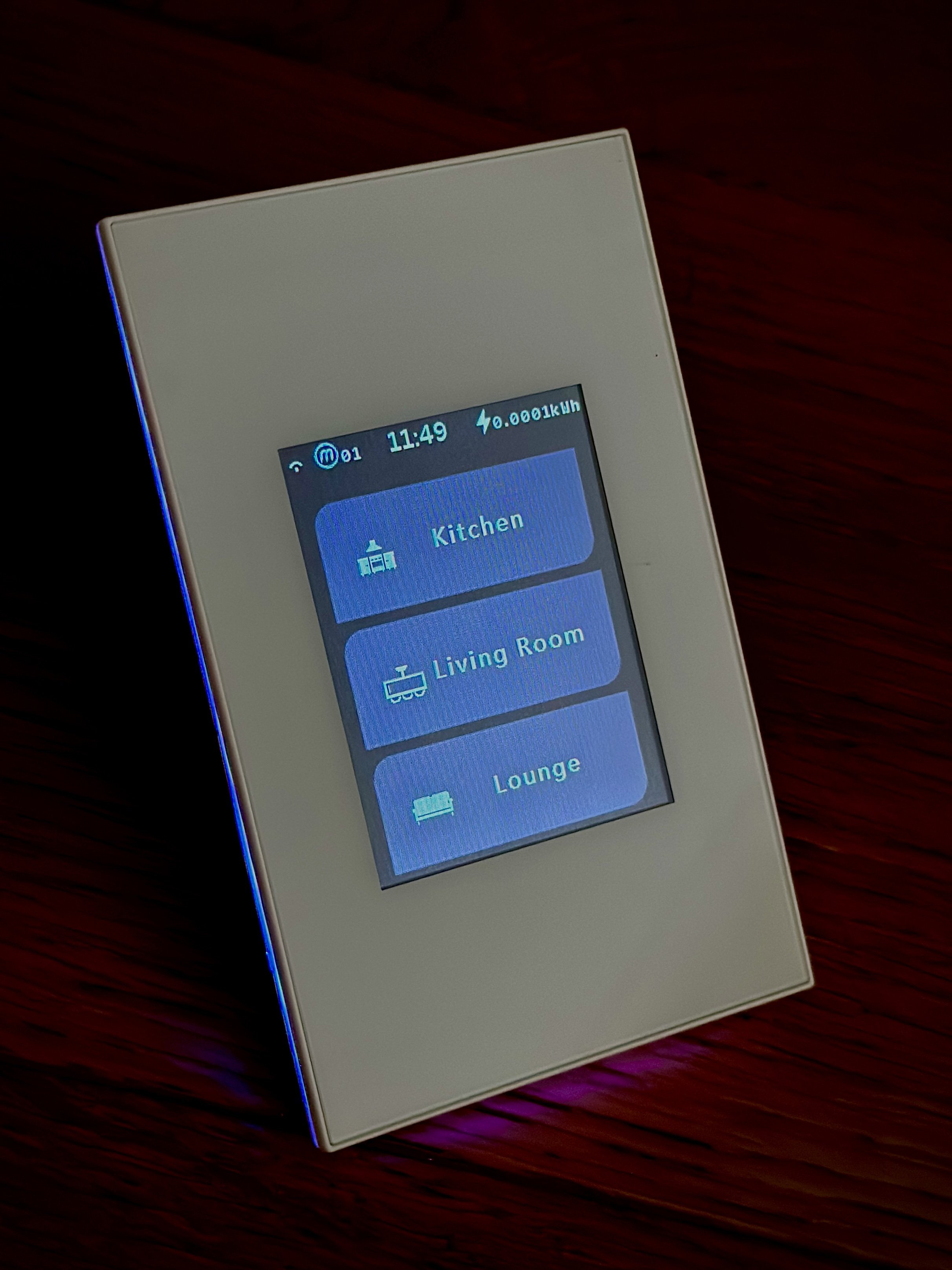 Ctec 5-in-1 touchscreen light switch with room controls