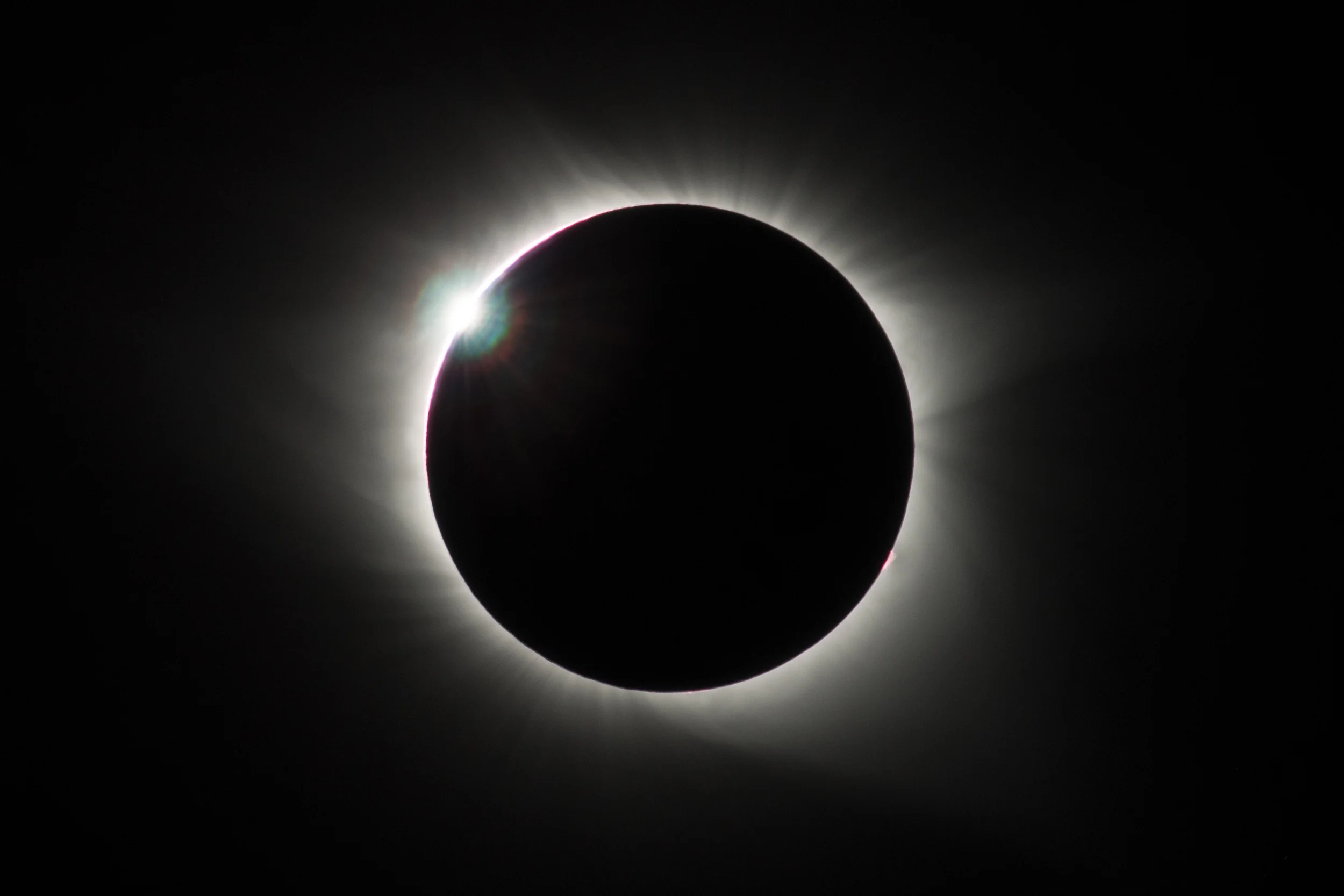 Great American Eclipse - Diamond Ring