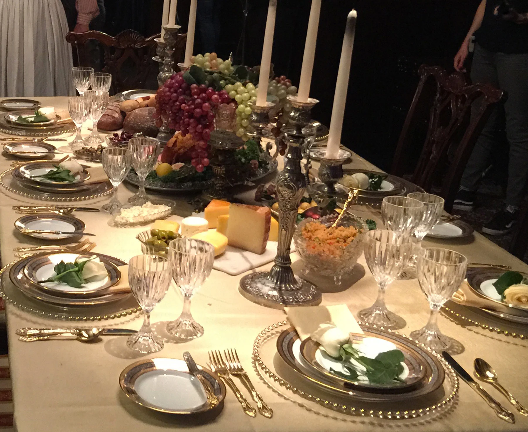 b_a_table_IMG_2157.jpg
