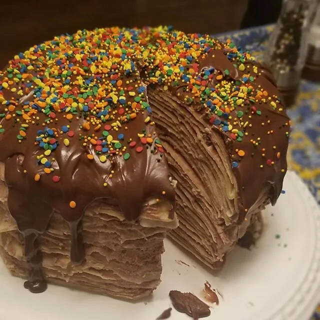 #crepecake by @homhomapplebaum