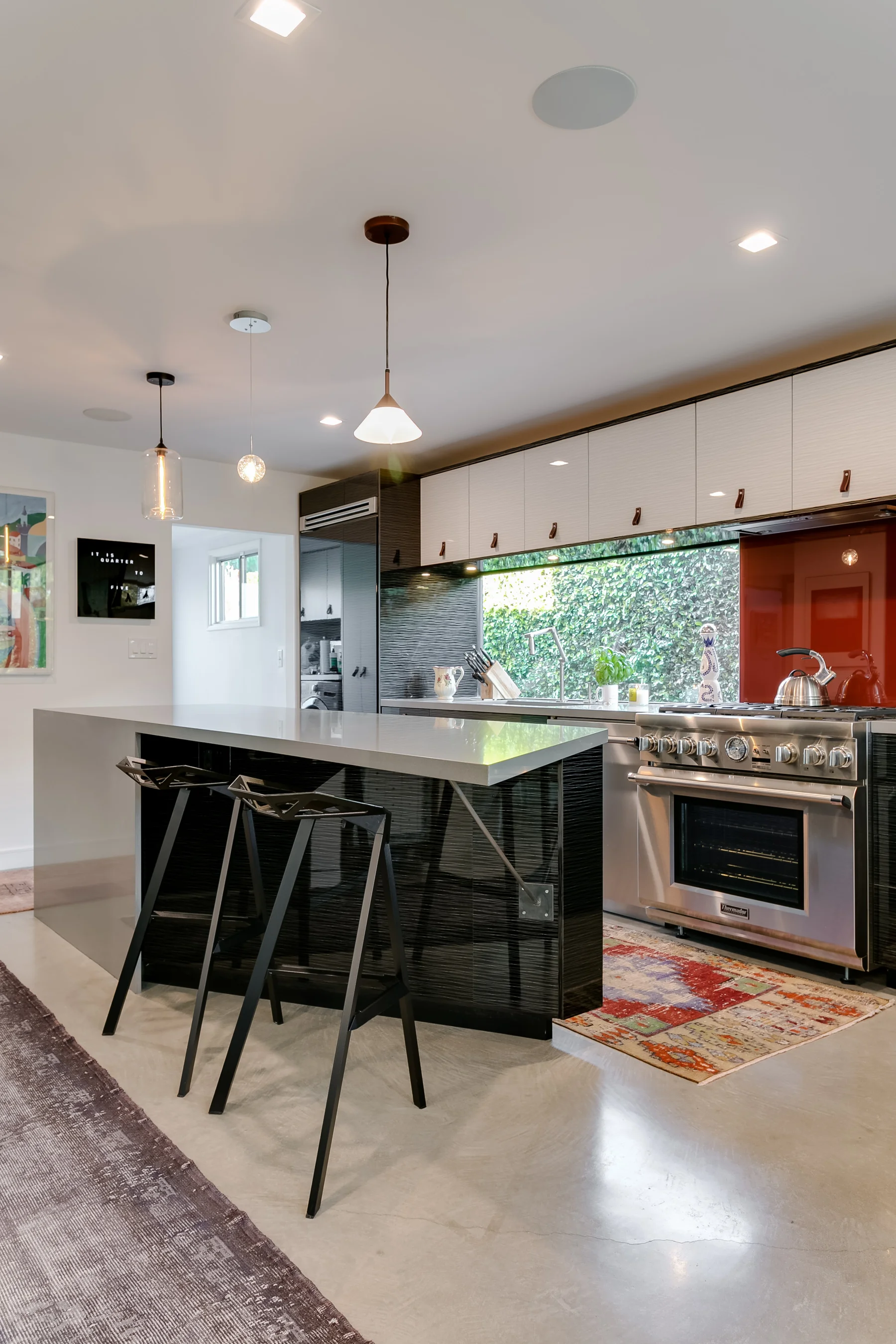 16-Racing_Green_Construction_12859_Greene_Ave_LA_CA_90066.jpg