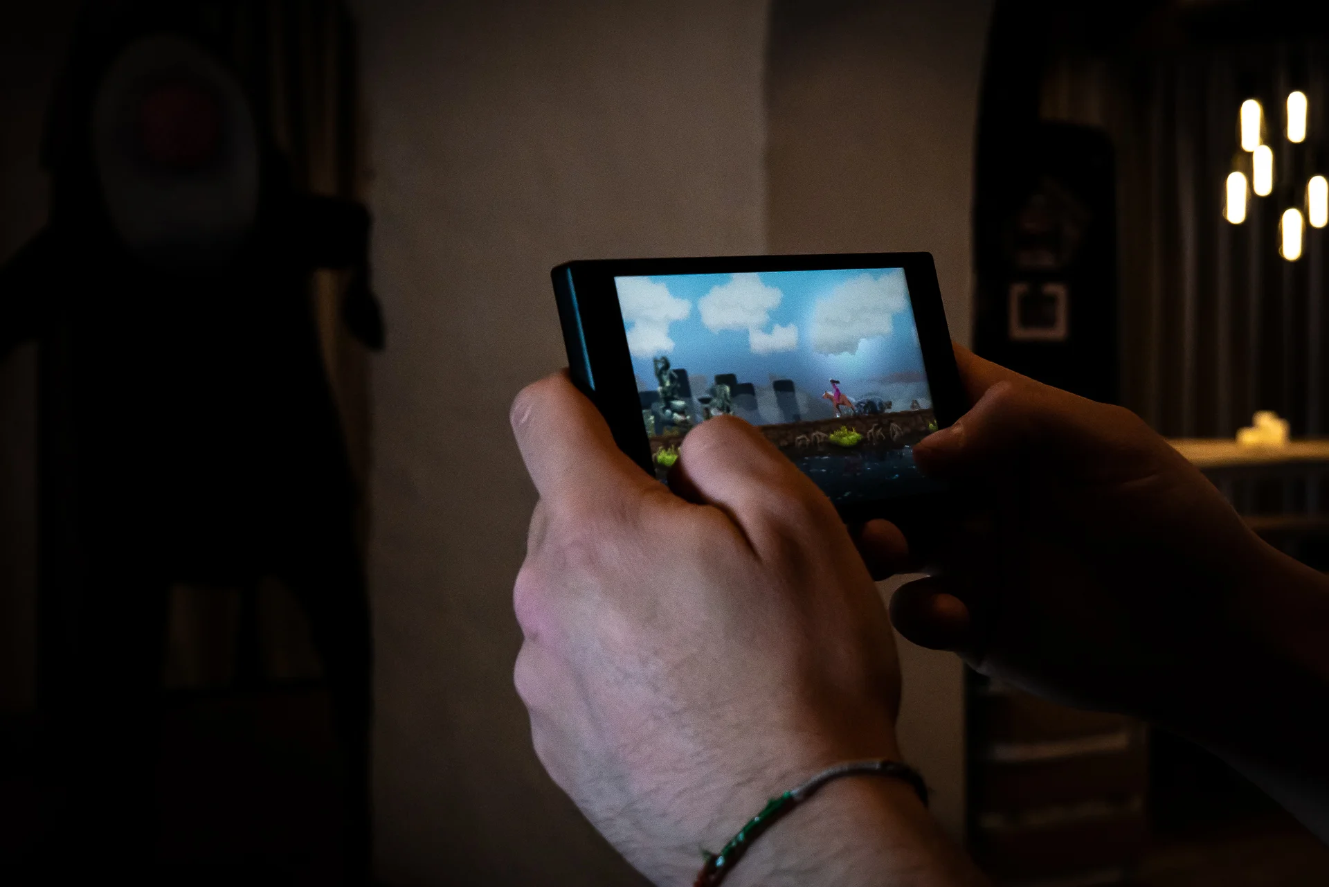 KNL-Android-Greed in background.jpg