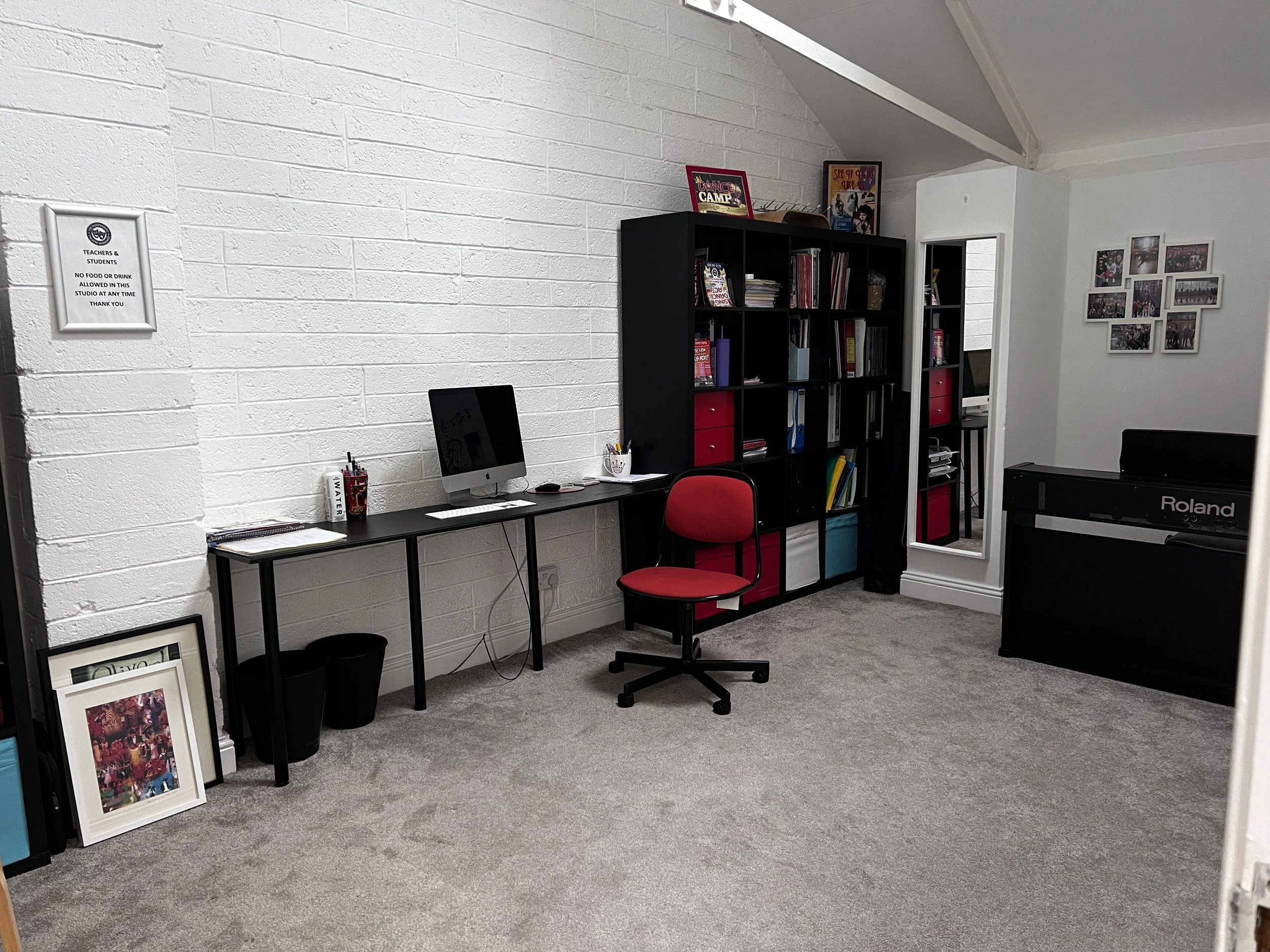 ITW Studios Singing Studio.JPG