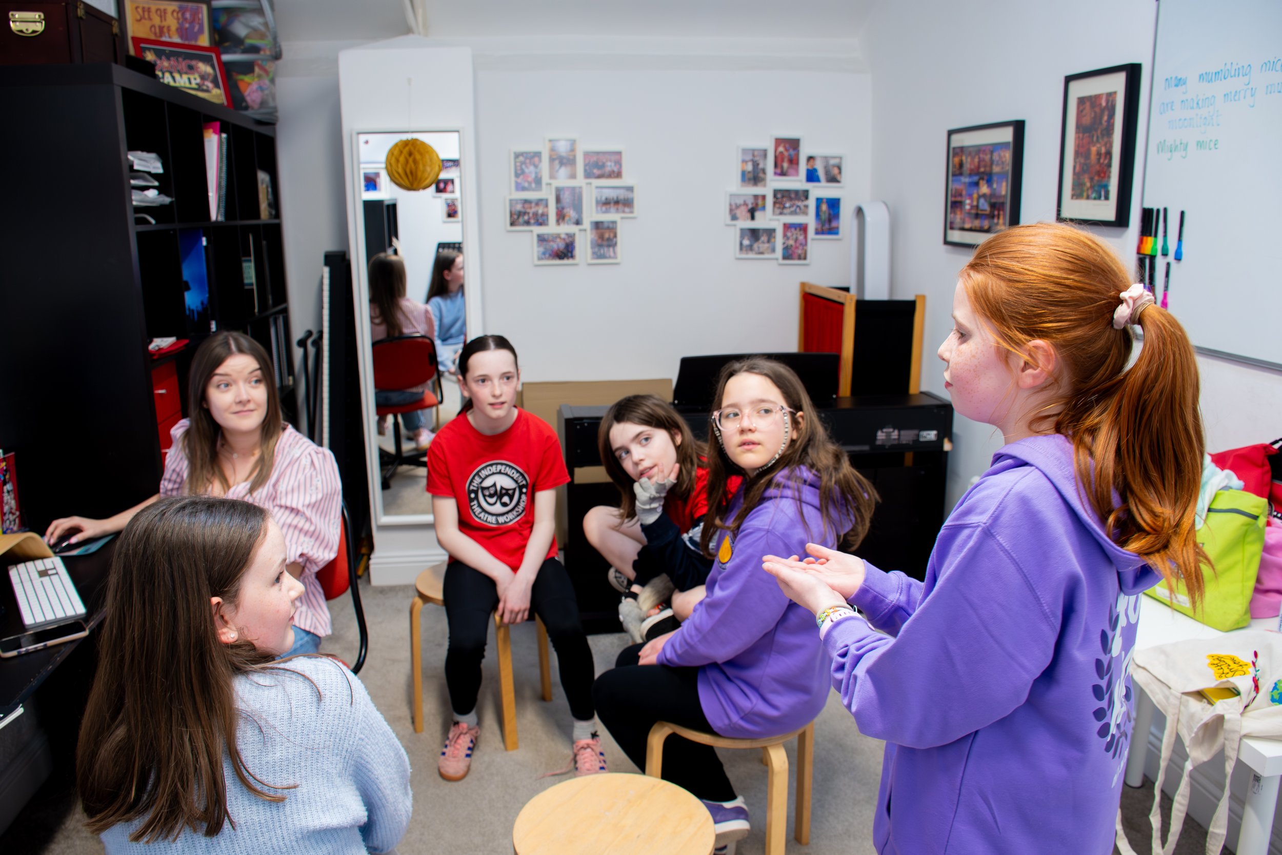 Inter singing class ITW.jpg