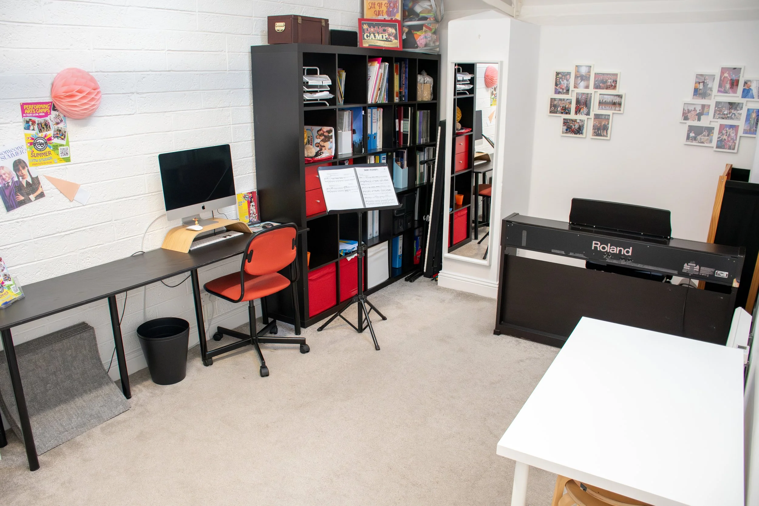ITW Singing Studio - facilities ITW.jpg