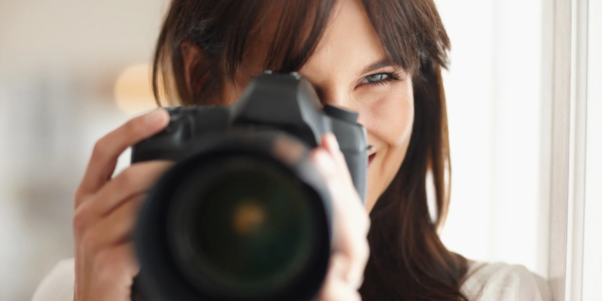 5 Reasons why you should hire a professional photographer for your listings