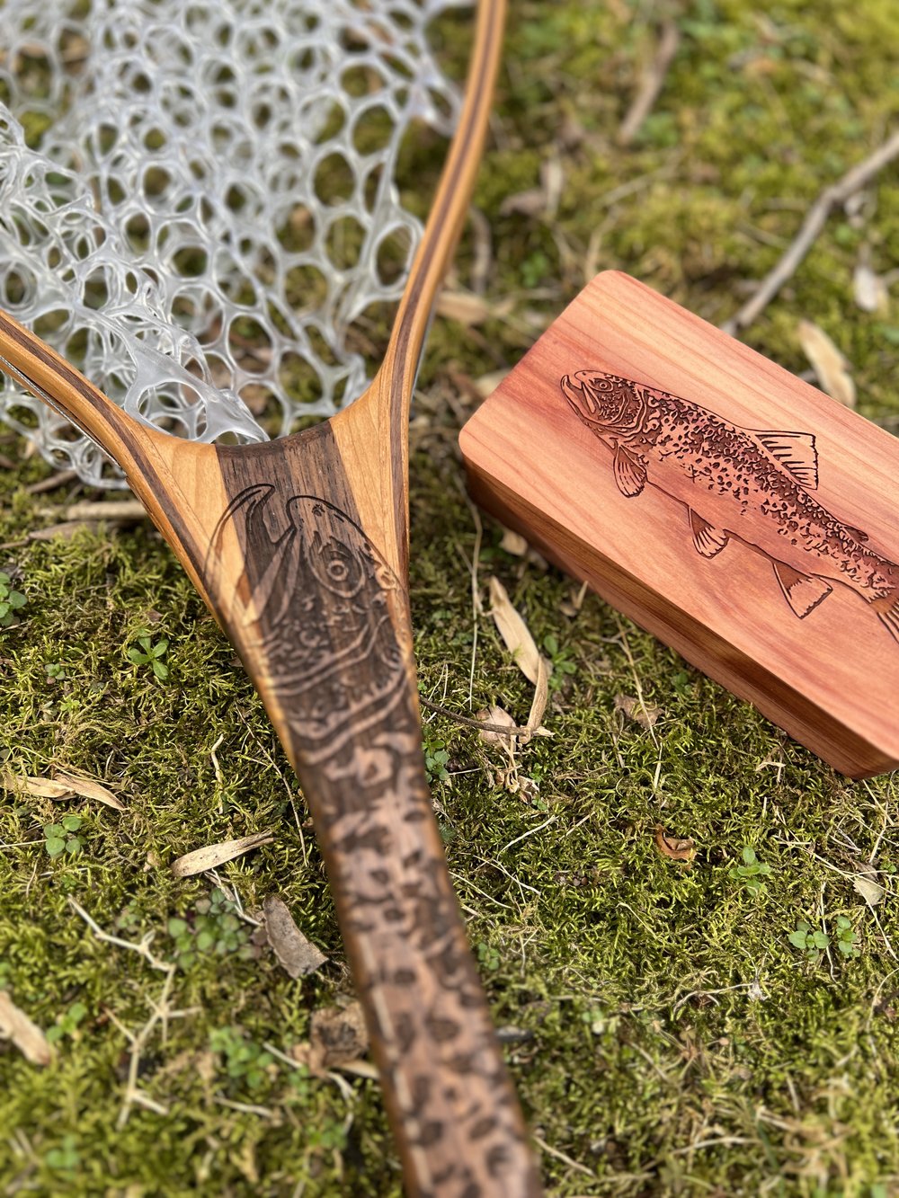 Gift Set - Trout Engraved Handcrafted Landing Net and Red Cedar Fly Box -  Made in Pennsylvania Holiday Gift Wood Fly Fishing net - Handcrafted Custom Fly  Fishing net made in the USA
