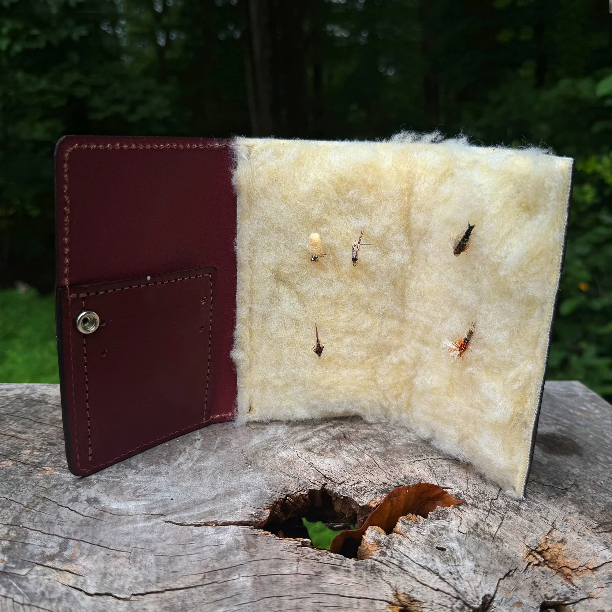 Leather-Fly-fishing-wallet-handmade-for-flytying-flyfishing-wayward_0008_IMG_3443.jpg
