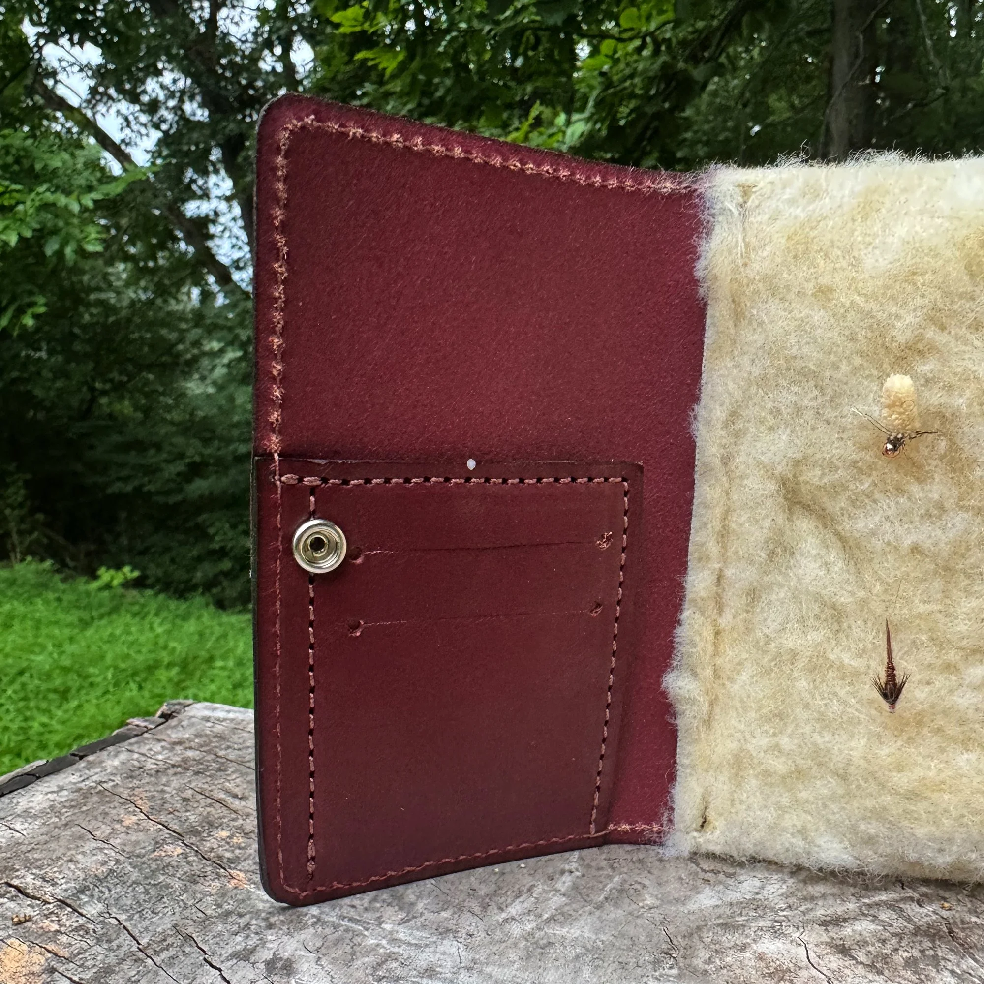 Leather-Fly-fishing-wallet-handmade-for-flytying-flyfishing-wayward_0007_IMG_3445.jpg
