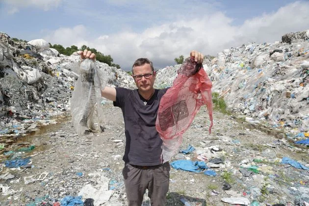 War on Plastic BBC 1 Part one of three episodes Monday 10th 17th 24th 9pm