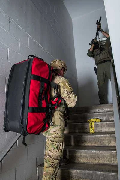 RedMedicalBag08-4500_small.jpg