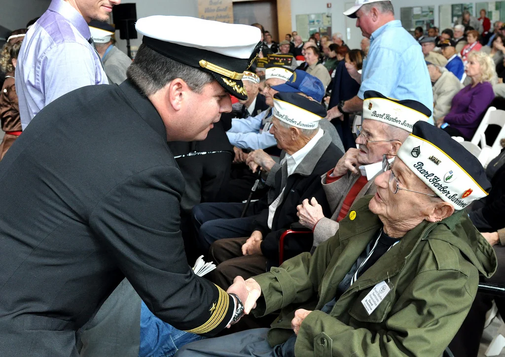 U.S. Navy photo taken by Mass Communication Specialist 1st Class John P. Curtis/Released via Flickr.