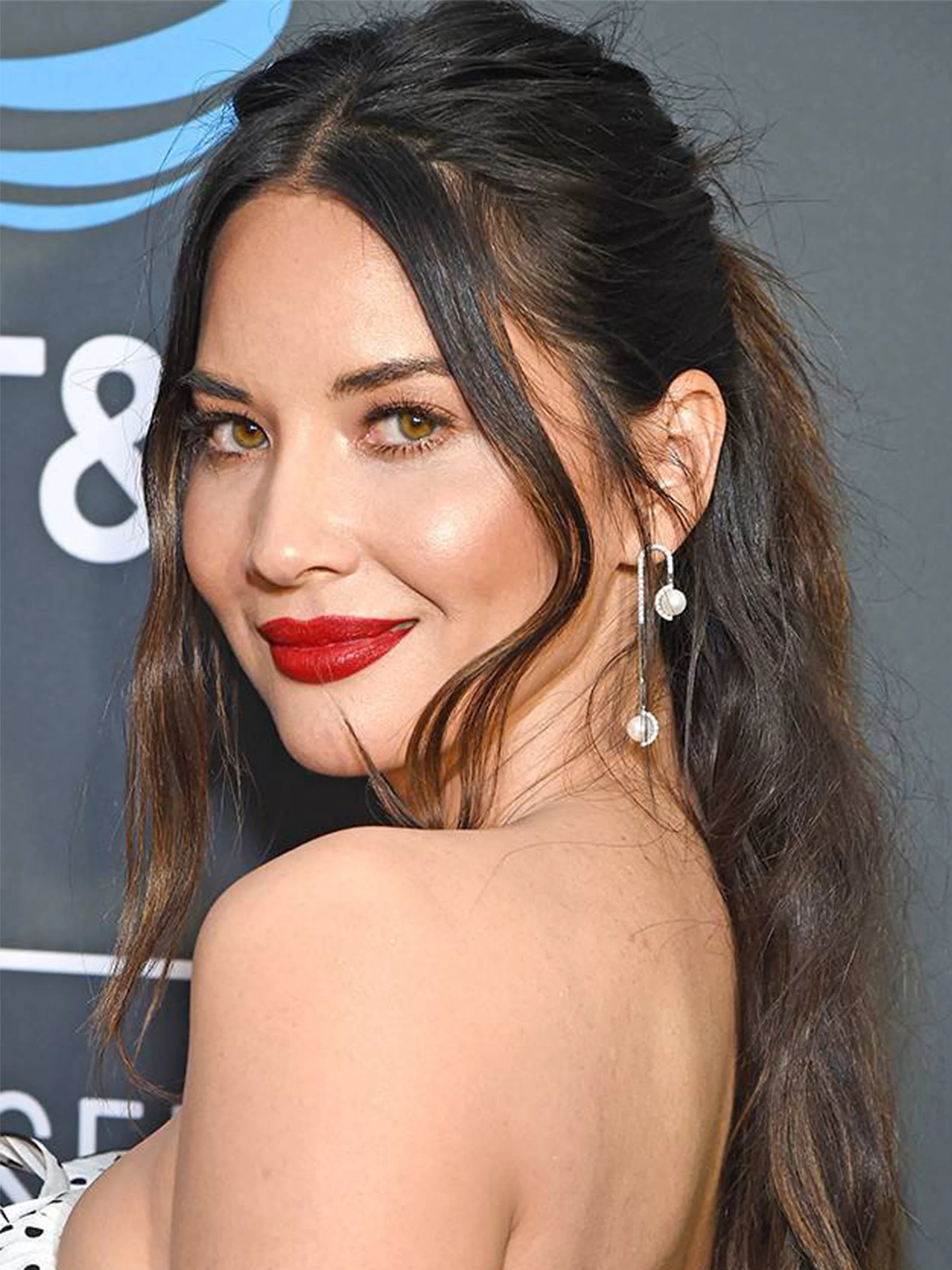 State_Property_Olivia_Munn_Rhyme_Major_Earrings.jpg