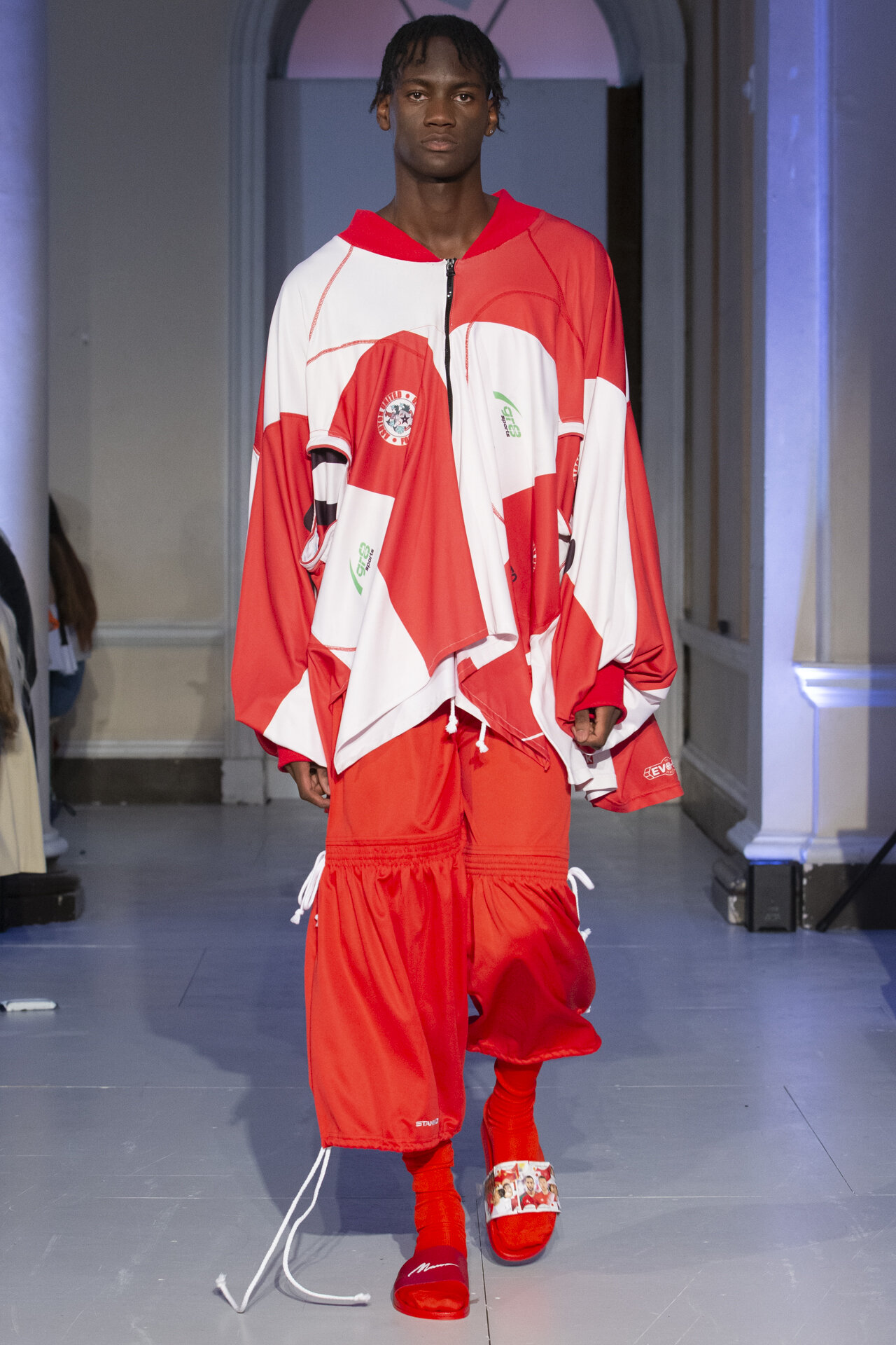 Salford_Fashion_Design_72dpi_001.JPG