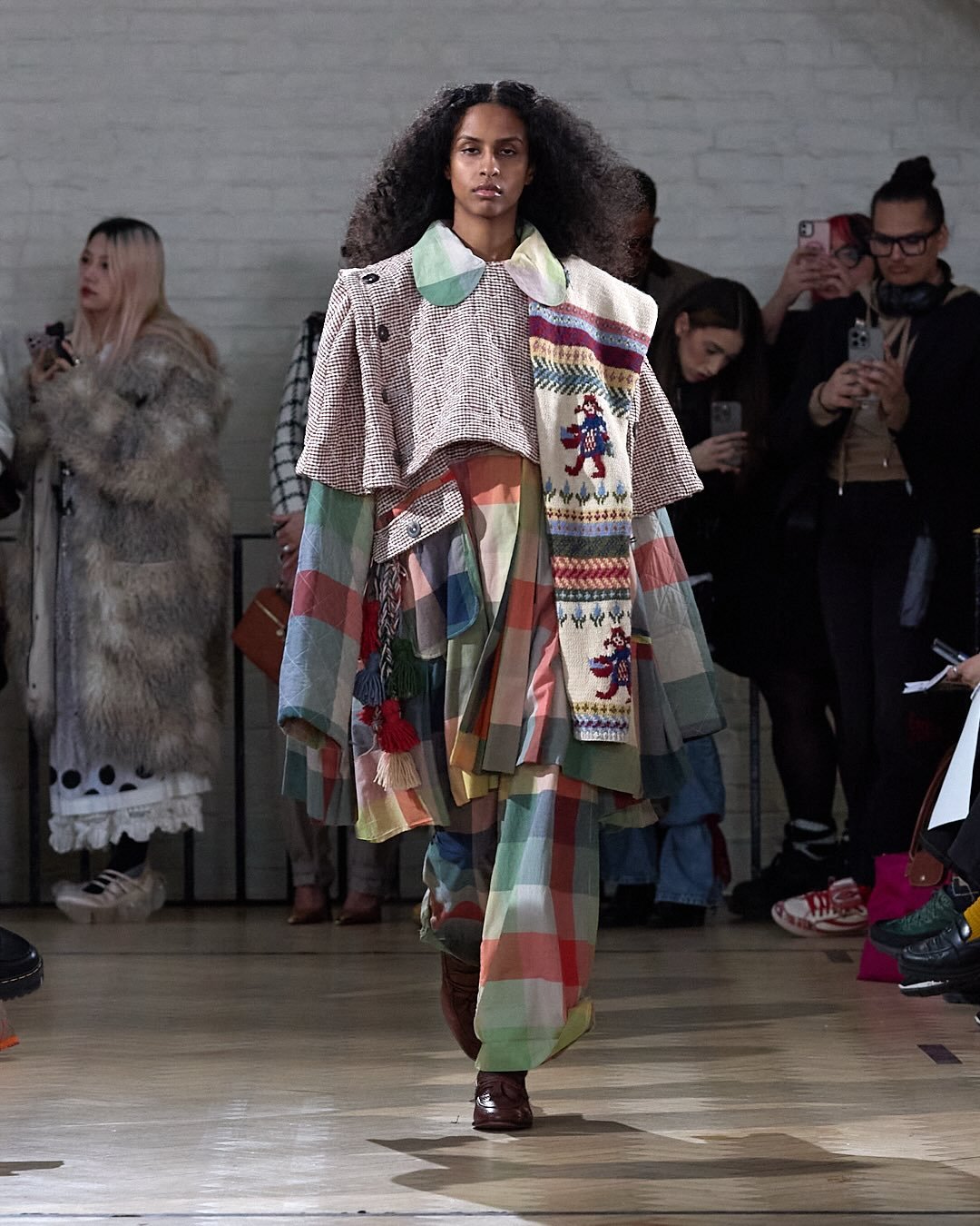 FASHION DESIGNER @isobeldawsondesigns 

Fashion Collective @salfordfashiondesign

Show Production @richardthornn
Production team @theofficialisobe @logunscr33n @fre4knsty @mei_19478 
Runway images @oogunshakin 
Makeup by @beccisbrushes for AOFMPro @a