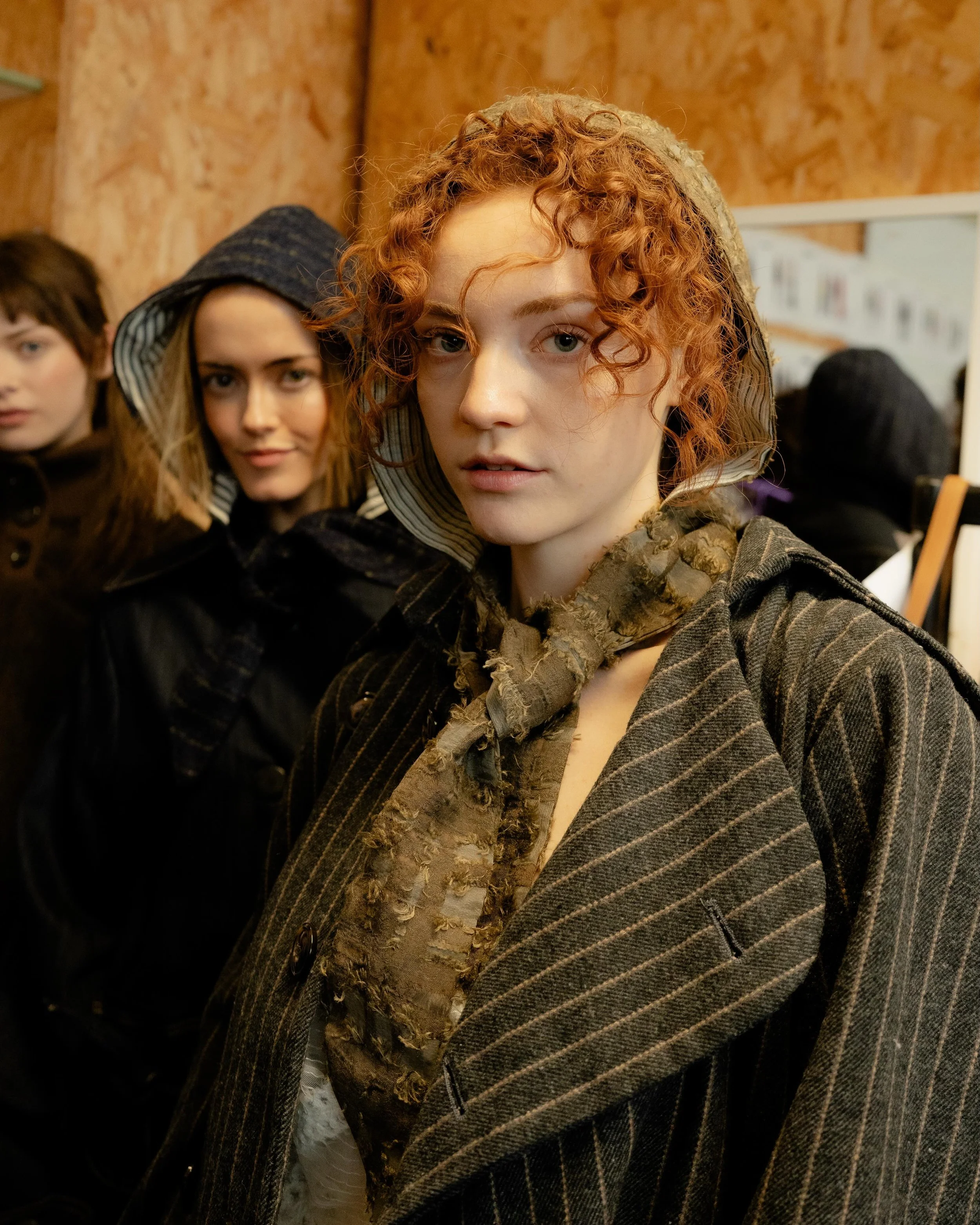 BTS from the BA26 Fashion Show 

Fashion collective - @salfordfashiondesign 
 
Production - @richardthornn 
Photographer - @ayubaenesi
Hair - @evolveacad
Makeup - @eleanor.makeup @makeupbykeira_ @makeupbysianmumford @niamhfoxmua @avaainsworthmua @evi