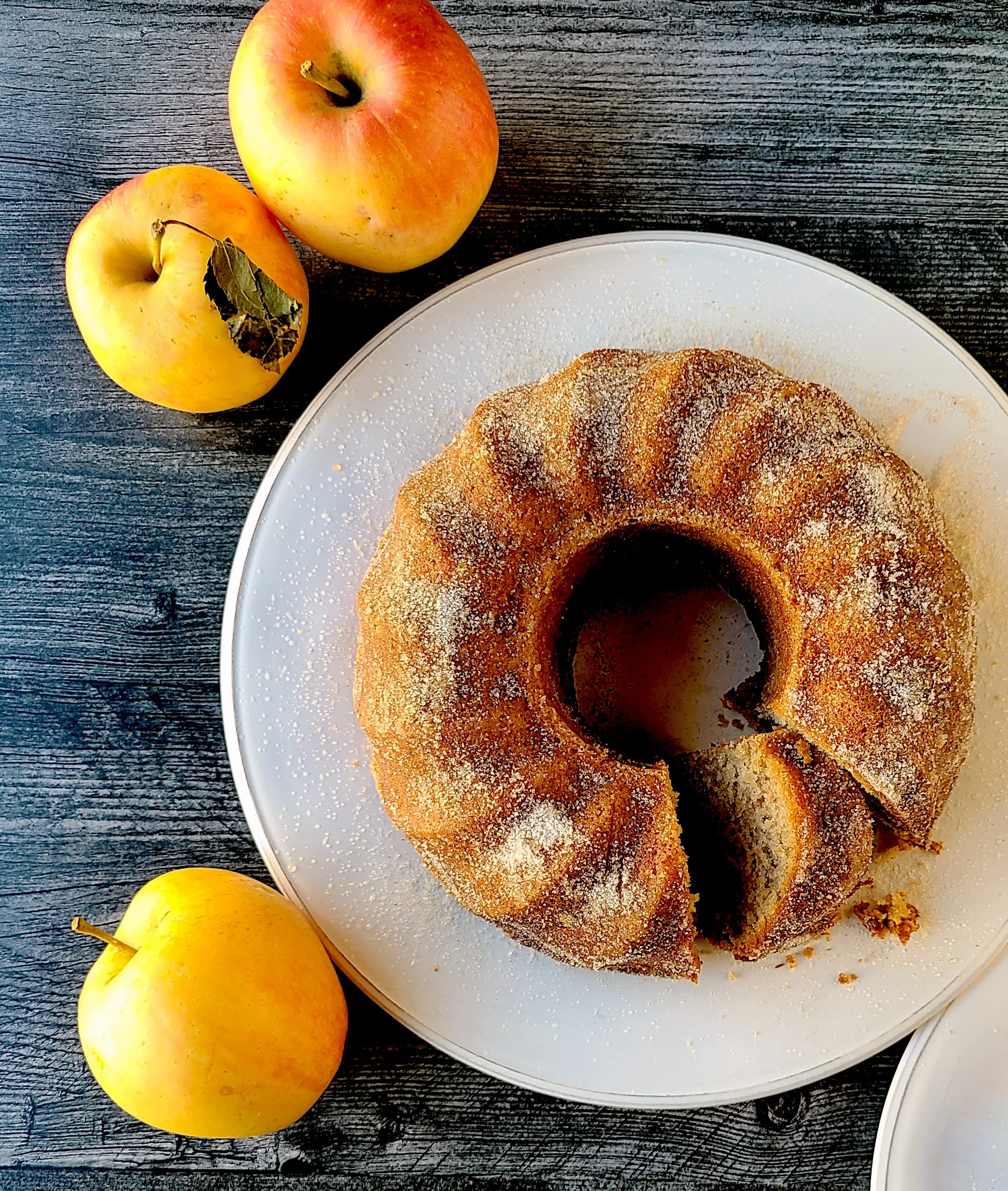 AppleCiderDonutCake.jpg