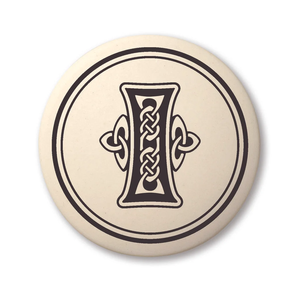 Celtic Initial I