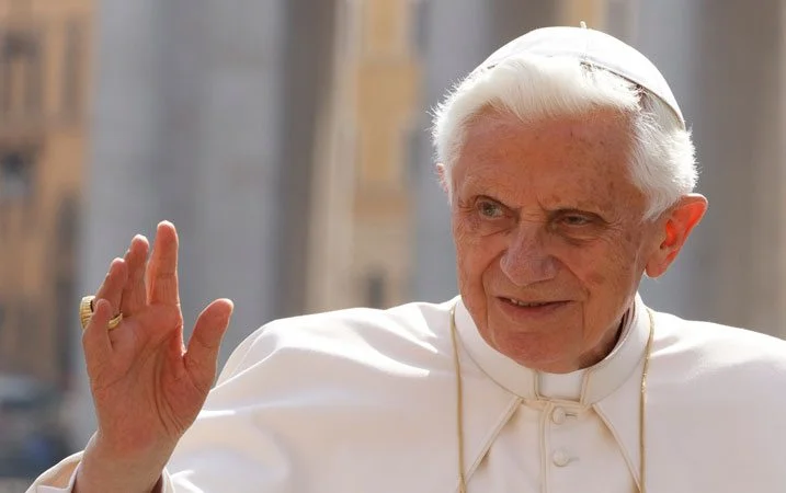 Pope-Benedict-XVI-humility.jpg