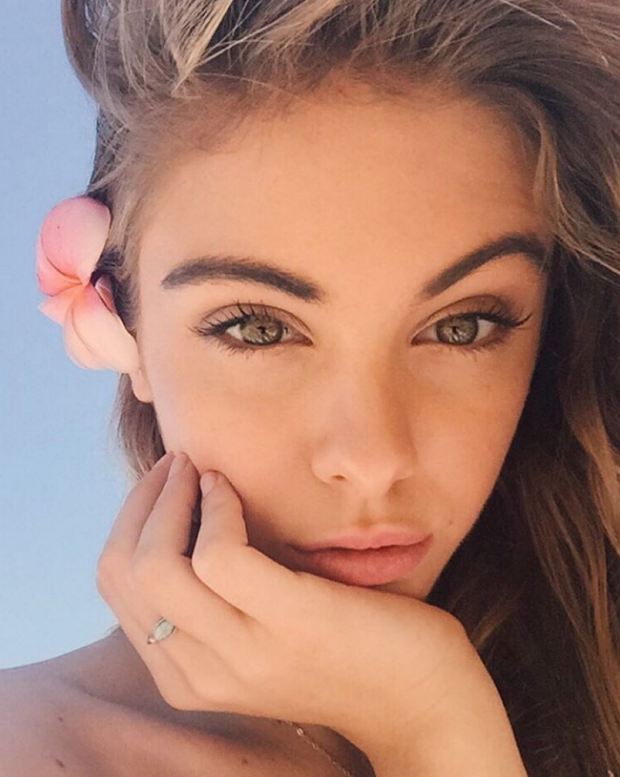 Carmella Roses Instagram Is On Sexy Steroids — Adelahaye Strategic Branding 