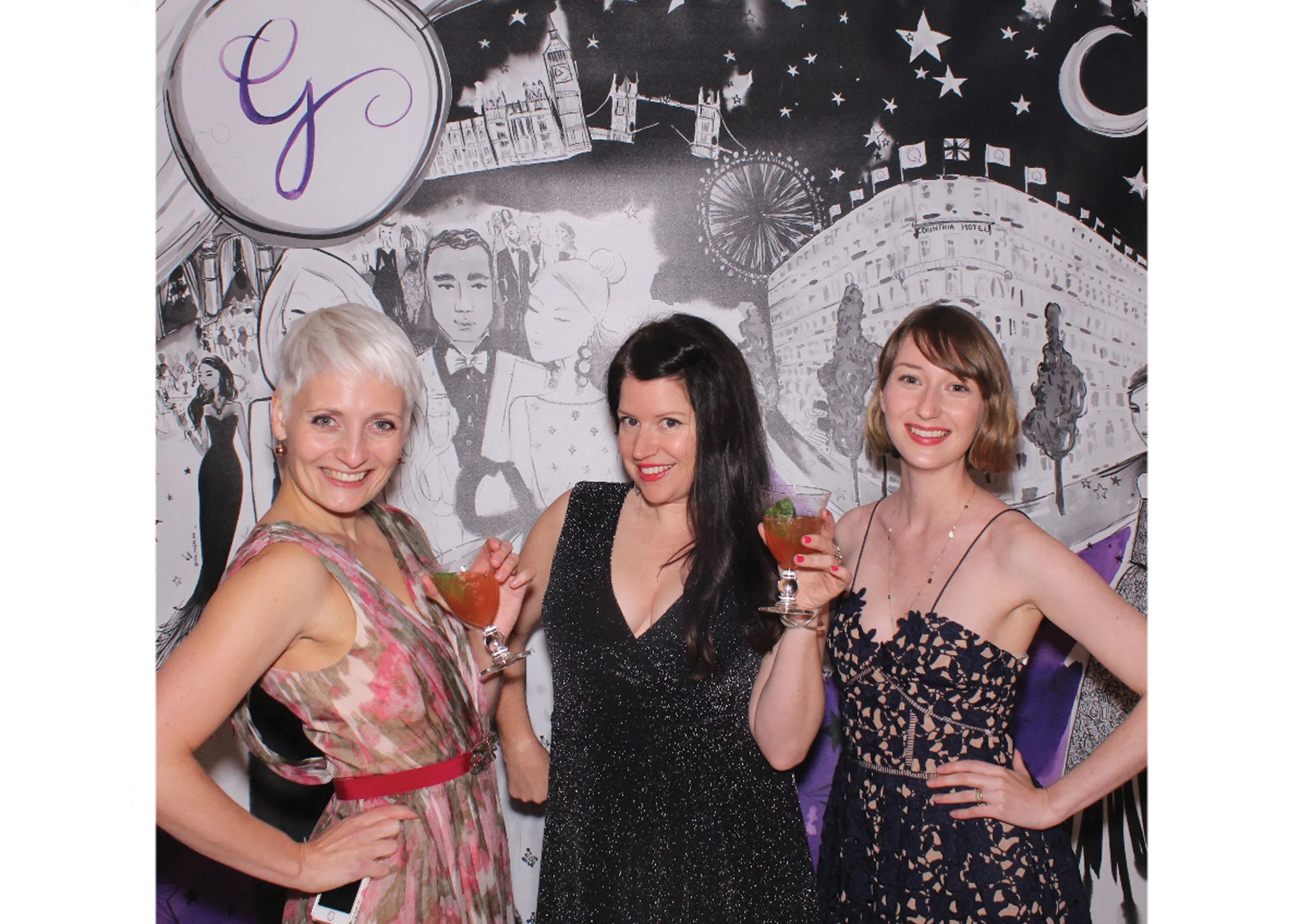 Willa, Niki and Emma at the Global Gift Gala Flashmat Booth!