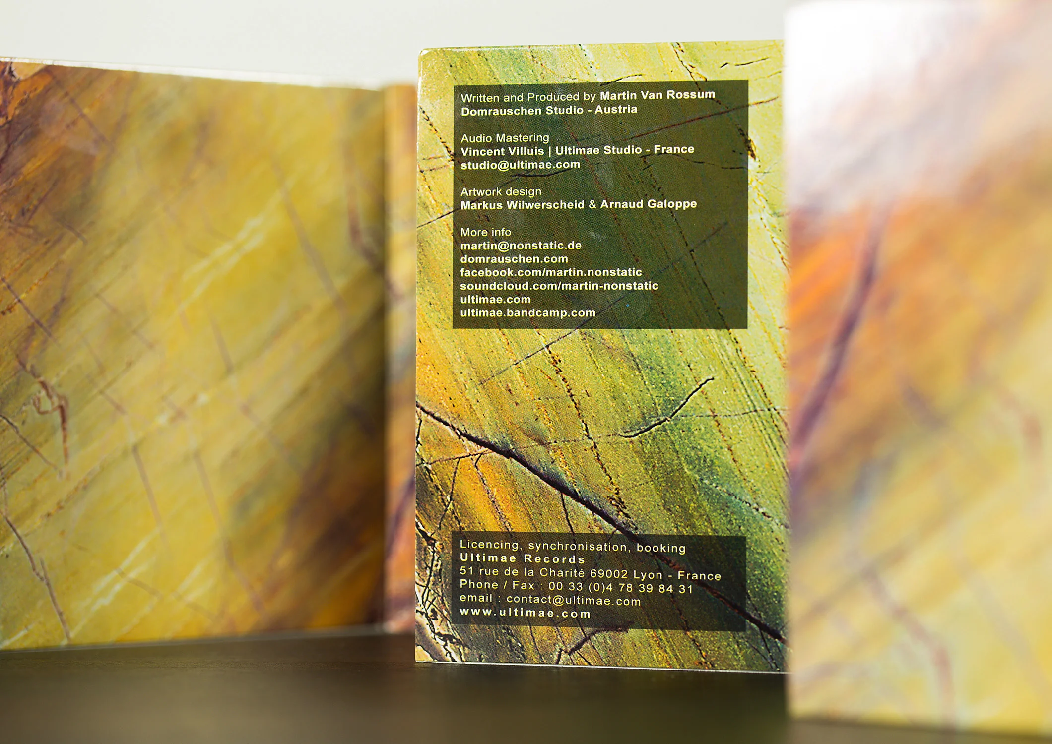 domrauschen_grafikdesign_ultimae_inre079_08.jpg