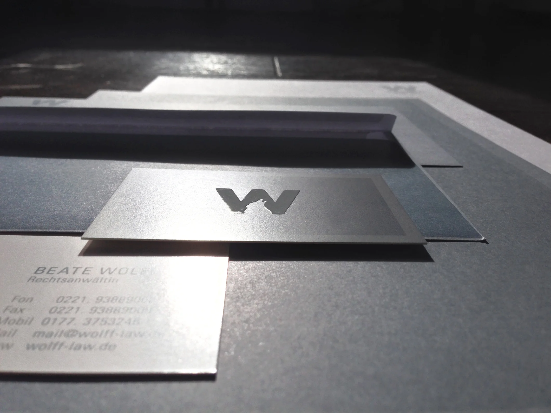 domrauschen_grafikdesign_kanzlei-wolff_04.jpg