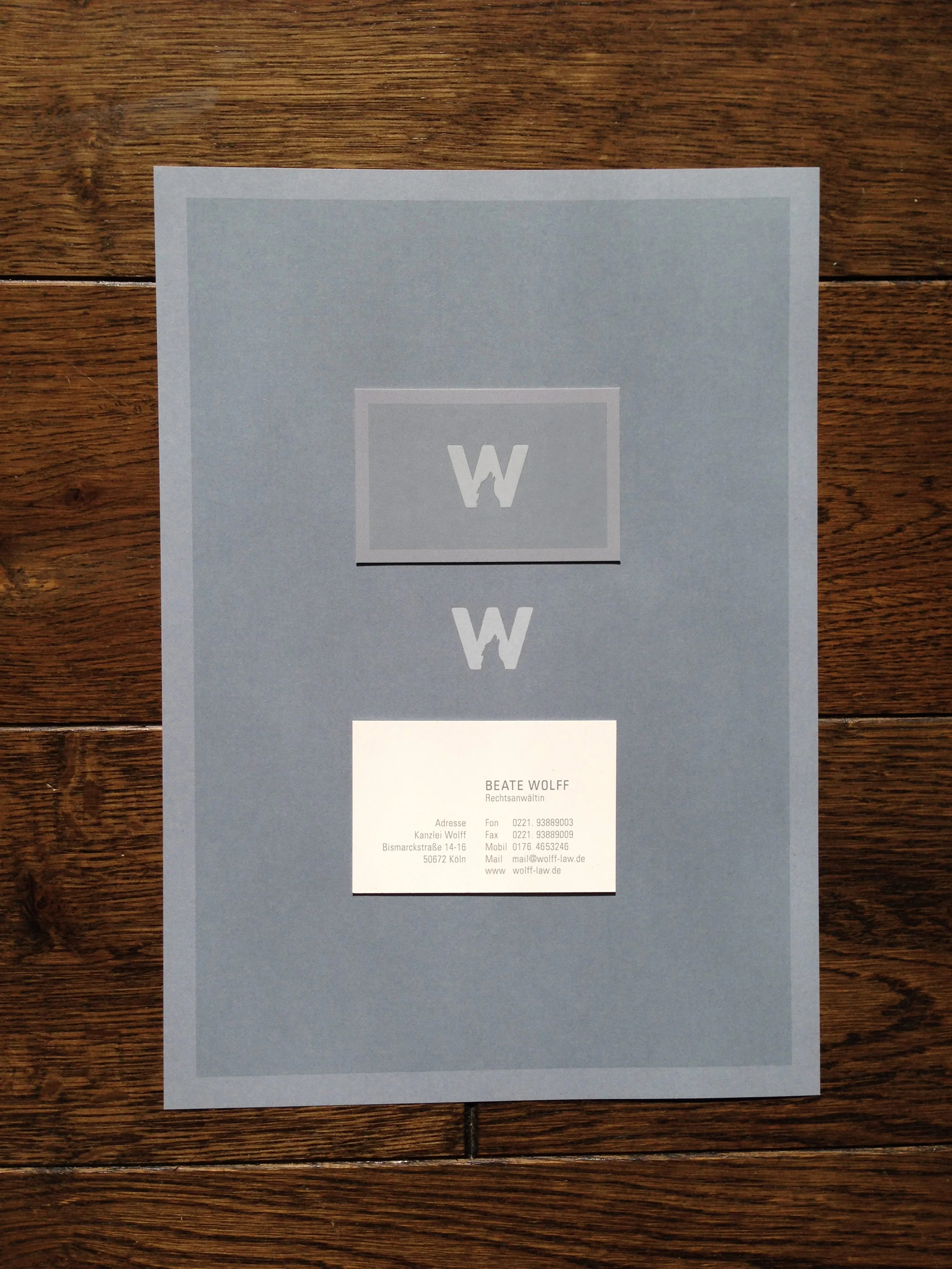 domrauschen_grafikdesign_kanzlei-wolff_07b.jpg