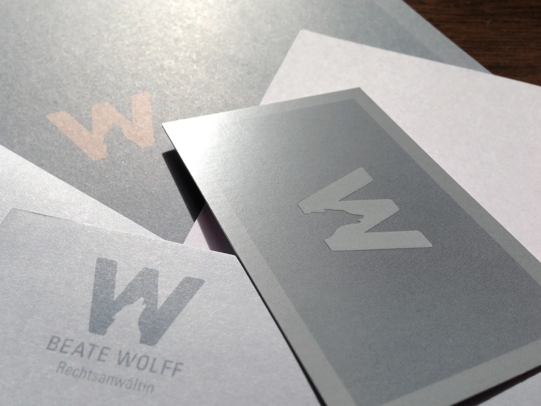 domrauschen_grafikdesign_kanzlei-wolff_19.jpg