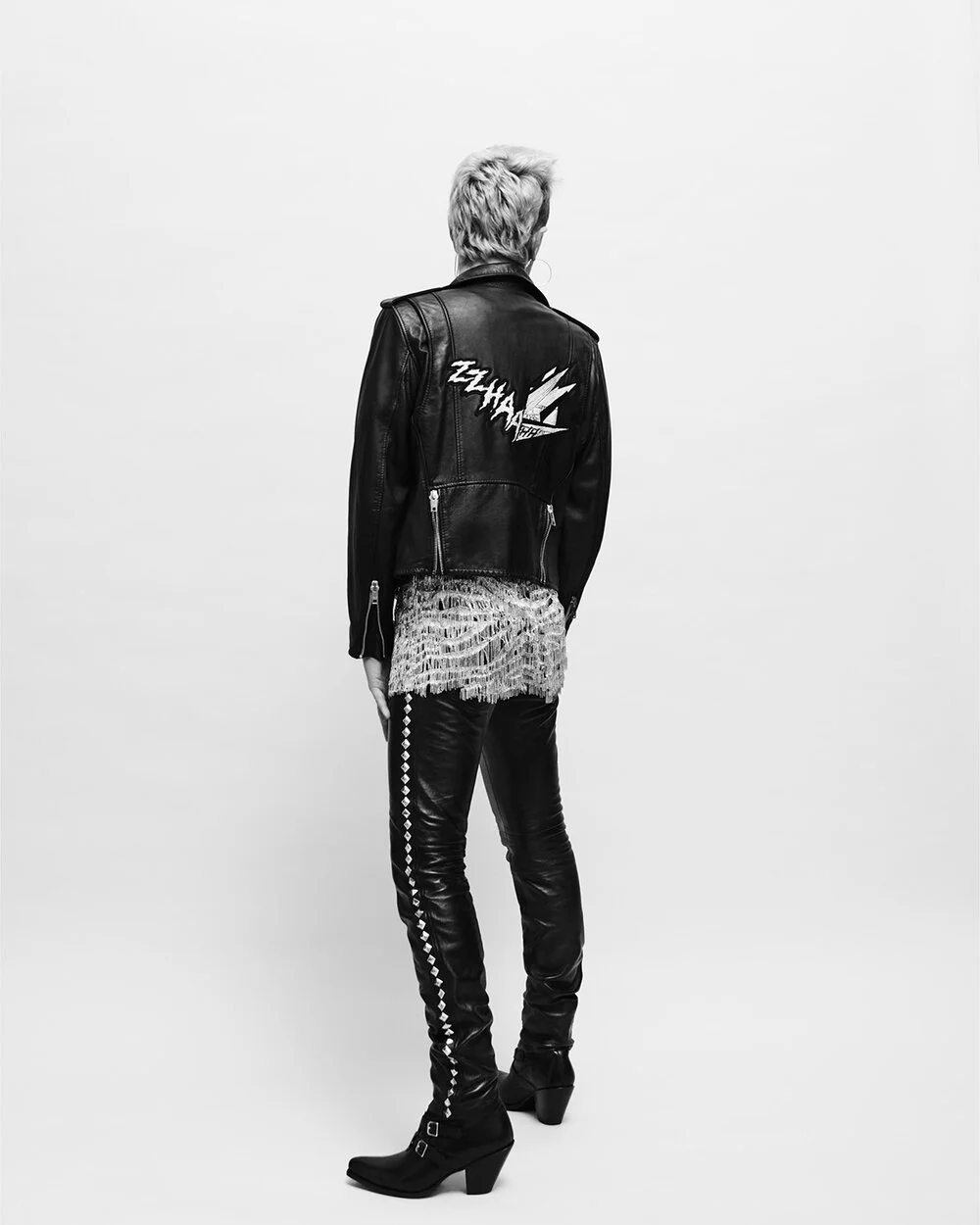 Dazed and Confused Queen Zee