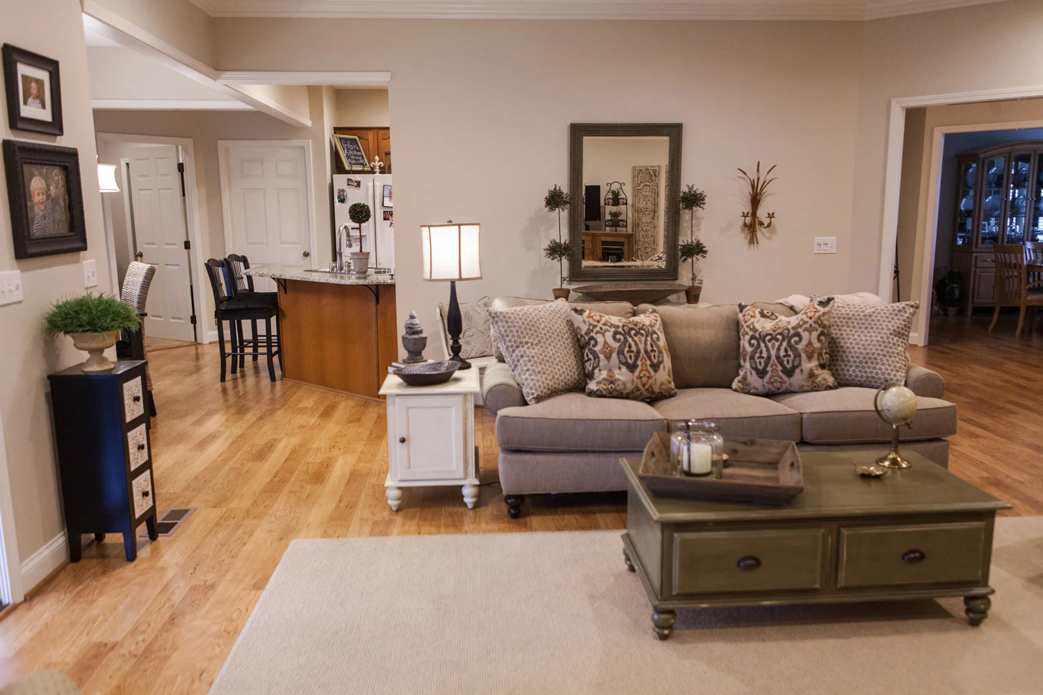 charltonandpark_portfolio_livingroom4.jpg