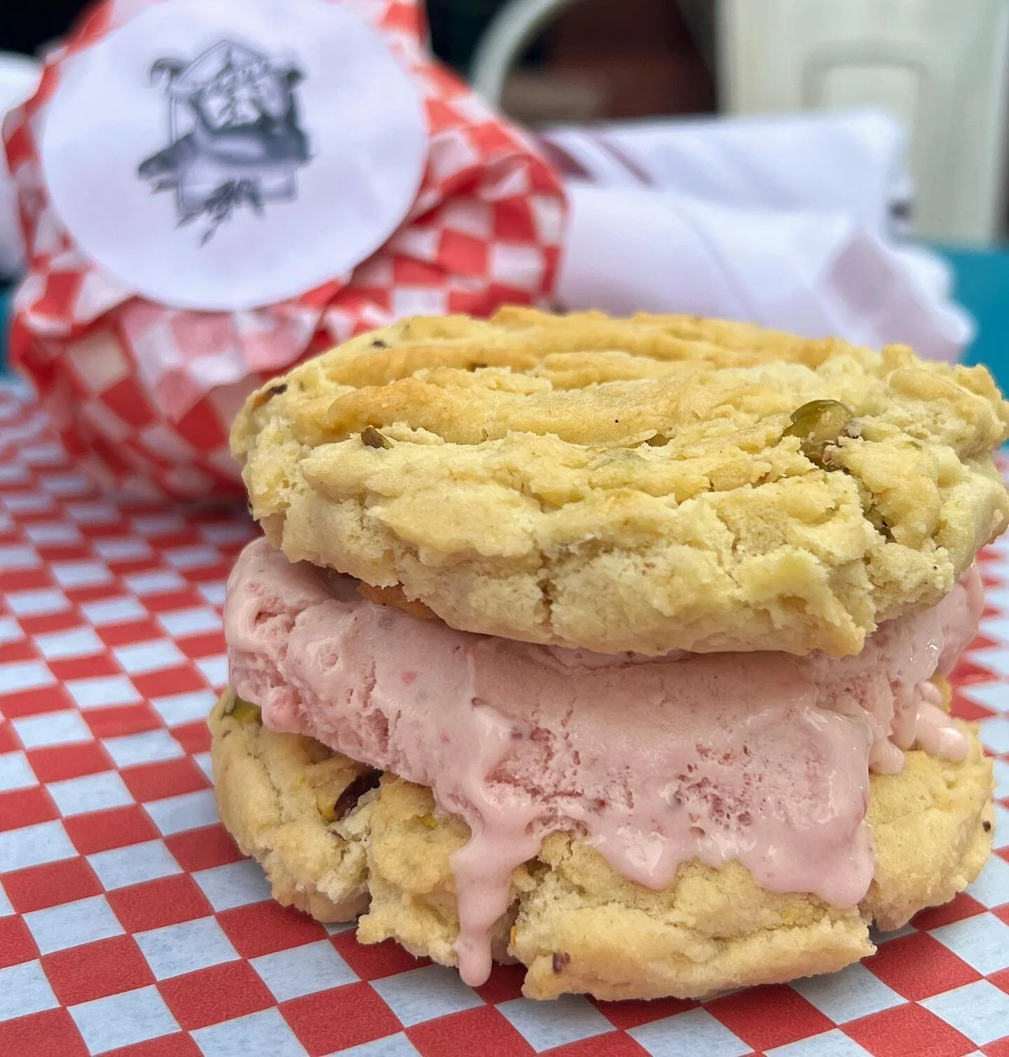 not sure what&rsquo;s melting faster: this strawberry gelato or us during this millionth heat wave 🥵
&bull;
#bostondesserts #bostonfoodies #bostonicecream #bostonfoodjournal #bostonfoodgram #bostonfoodguide #bostonfoodie #bostonfoodporn #bostonsouth