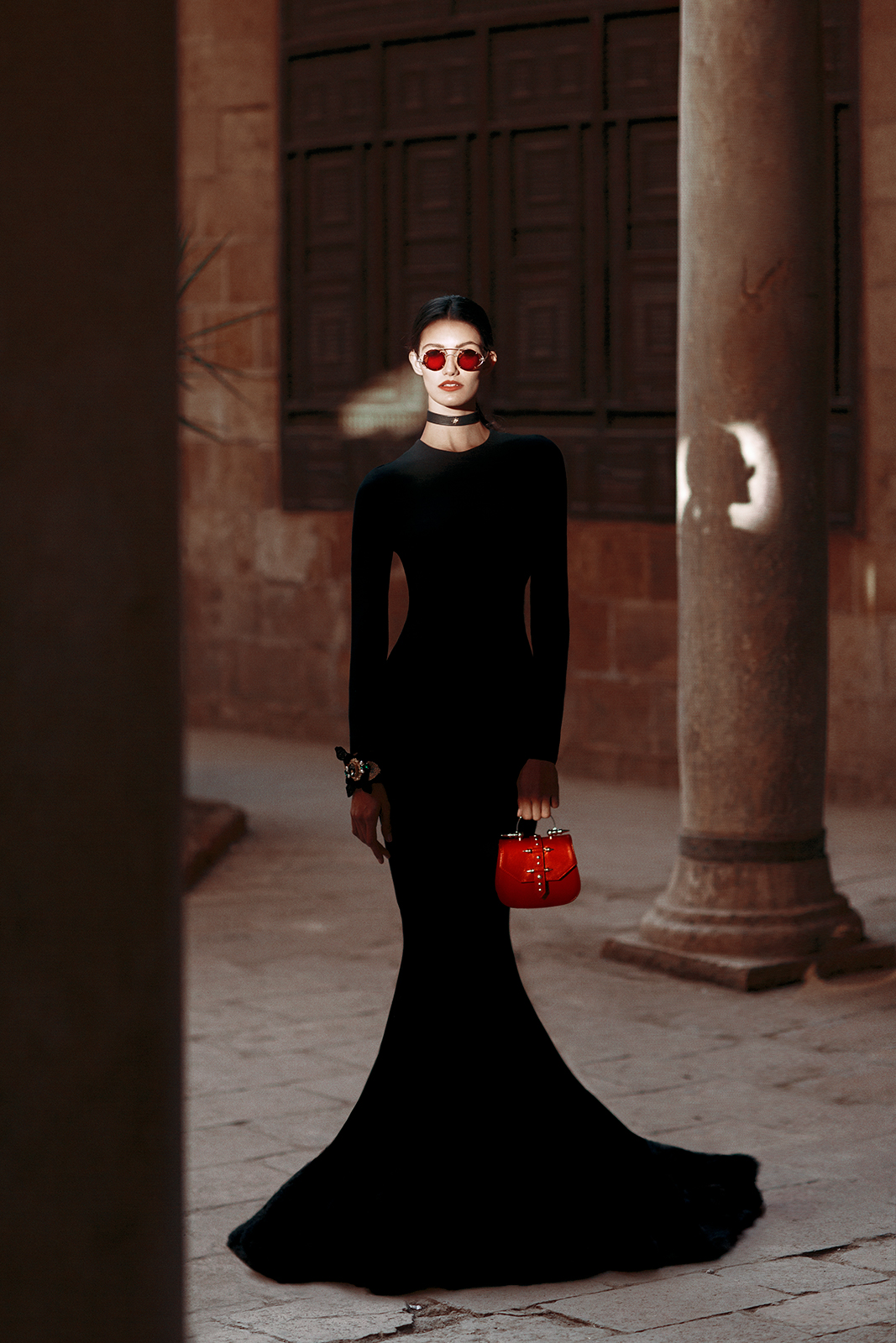  Published in Vogue Arabia Model:&nbsp;Tara Emad Styling:&nbsp;Lorand Lajos Bag:&nbsp;Okhtein Gown : Kojak Studio Couture Sunglasses : Amr Saad Chocker : Okhtein X House of Select Cuff : Vantique Production:&nbsp;Maison Pyramide Photography and Art D