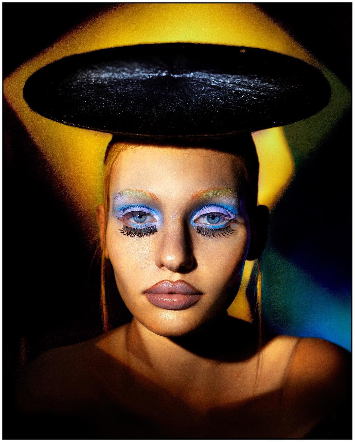 Star Sapphire&rsquo; for @schonmagazine out now! New work 2023. 

Really enjoyed creating this beauty/ fashion story in the berlin studio. This is the fourth look we shot :) 
Thank you to the amazing team: 

Photographer &amp; Art director: @bassam_a