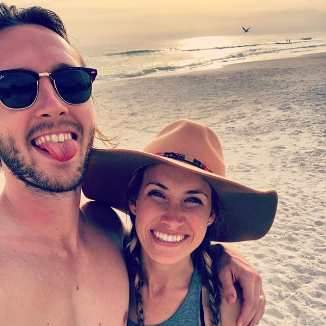 Beachin&rsquo; it with my babe 🏖