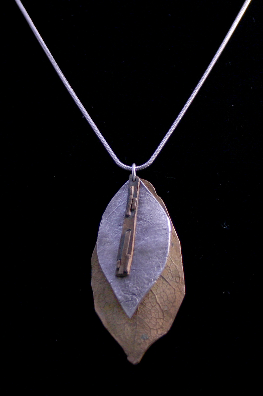 leaf necklace.jpg