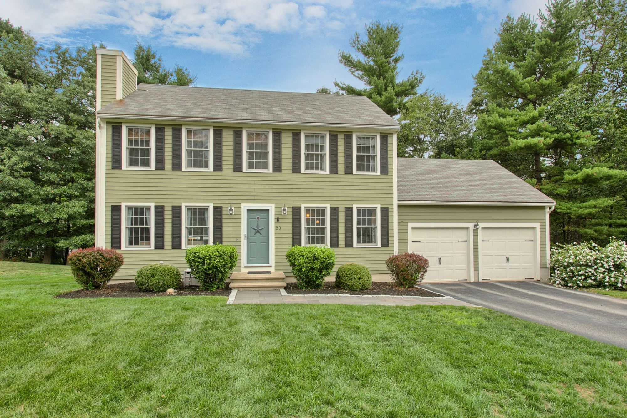 20 Crabtree Lane, Shirley, MA_126-HDR(3).jpg