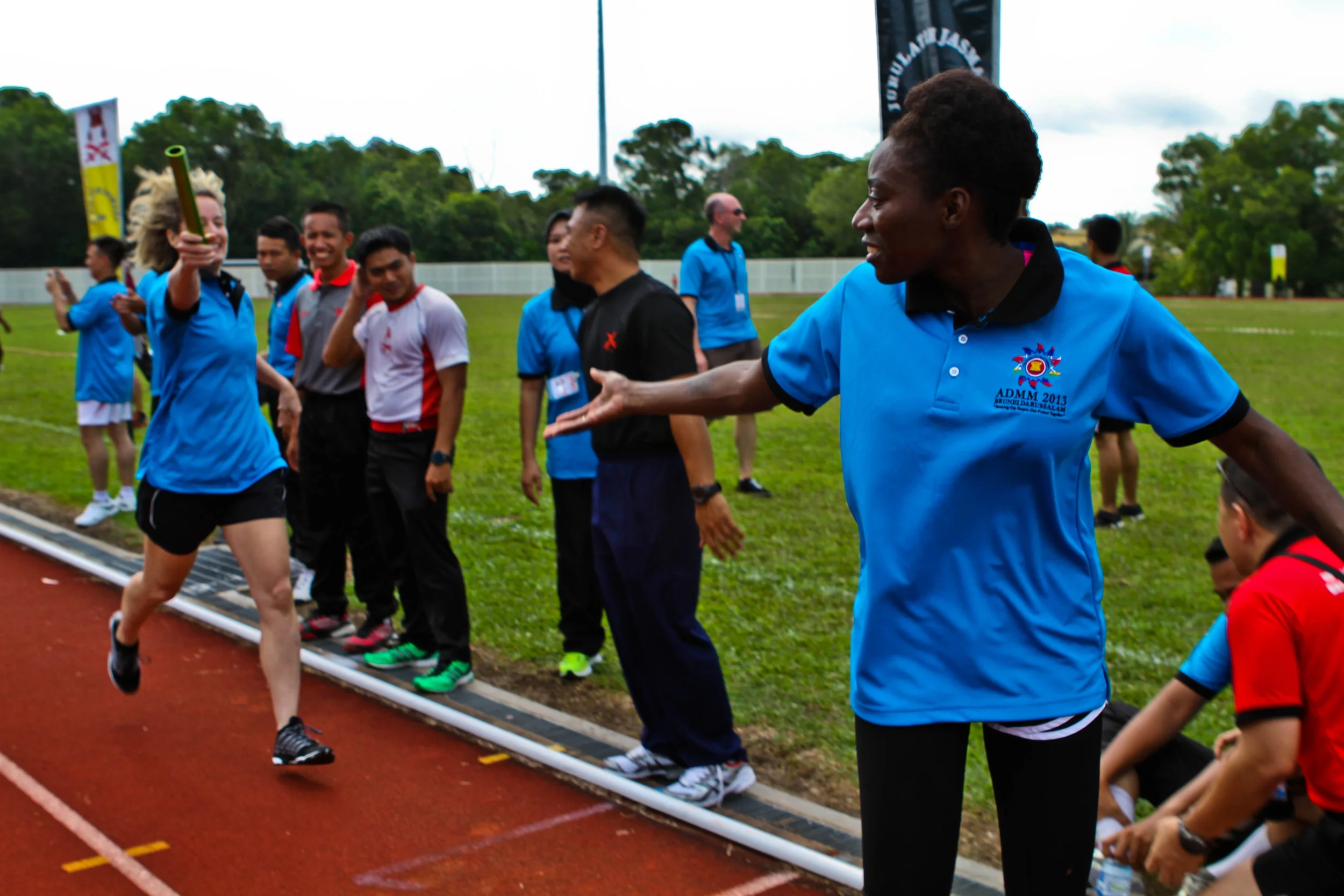 Building_relationships_through_sports_day_in_Brunei_130614-M-FD301-072.jpg