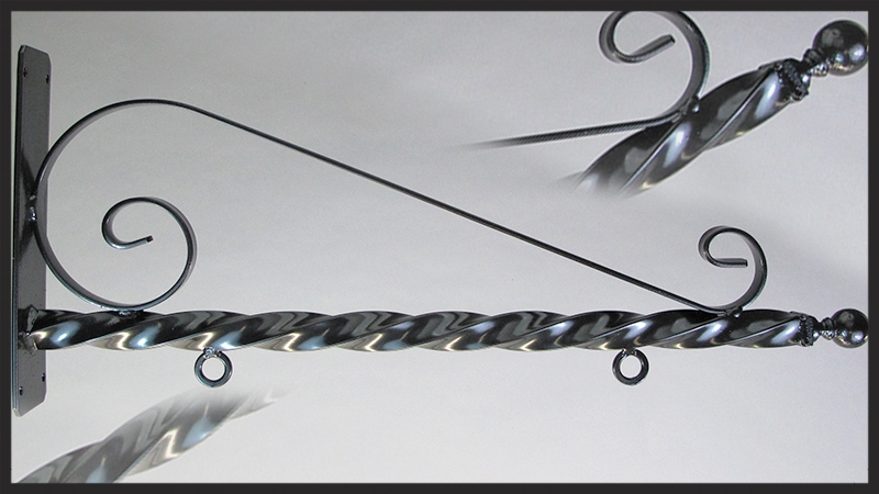 Deluxe Scroll Bracket