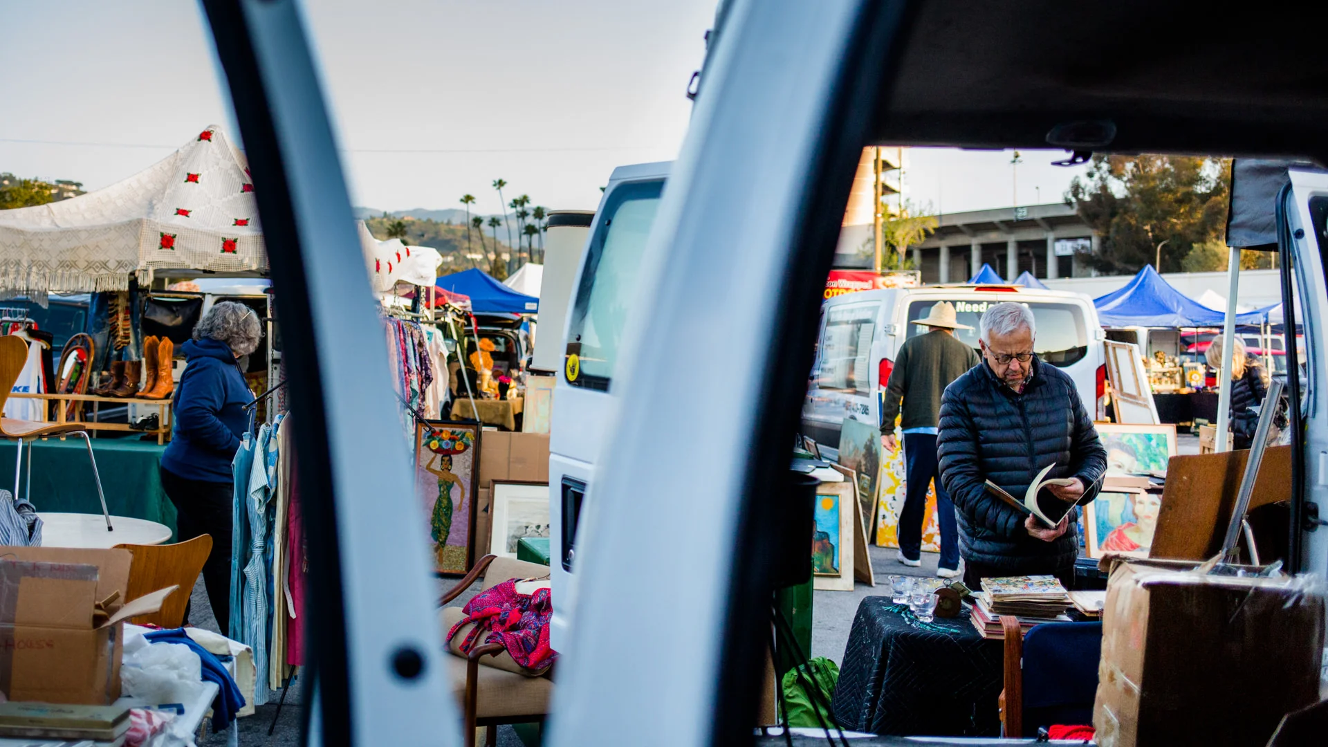 jim-heimann-pasadena_flea_market_by_erwin_darmali_2.jpg