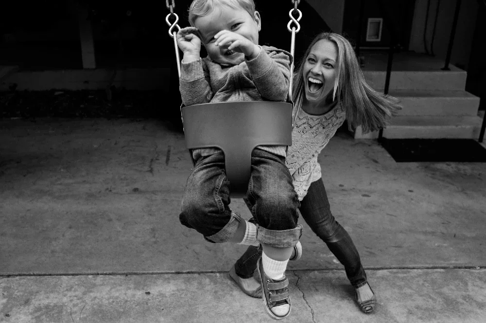 Day In The Life Families Photographs by Erwin Darmali-9.webp