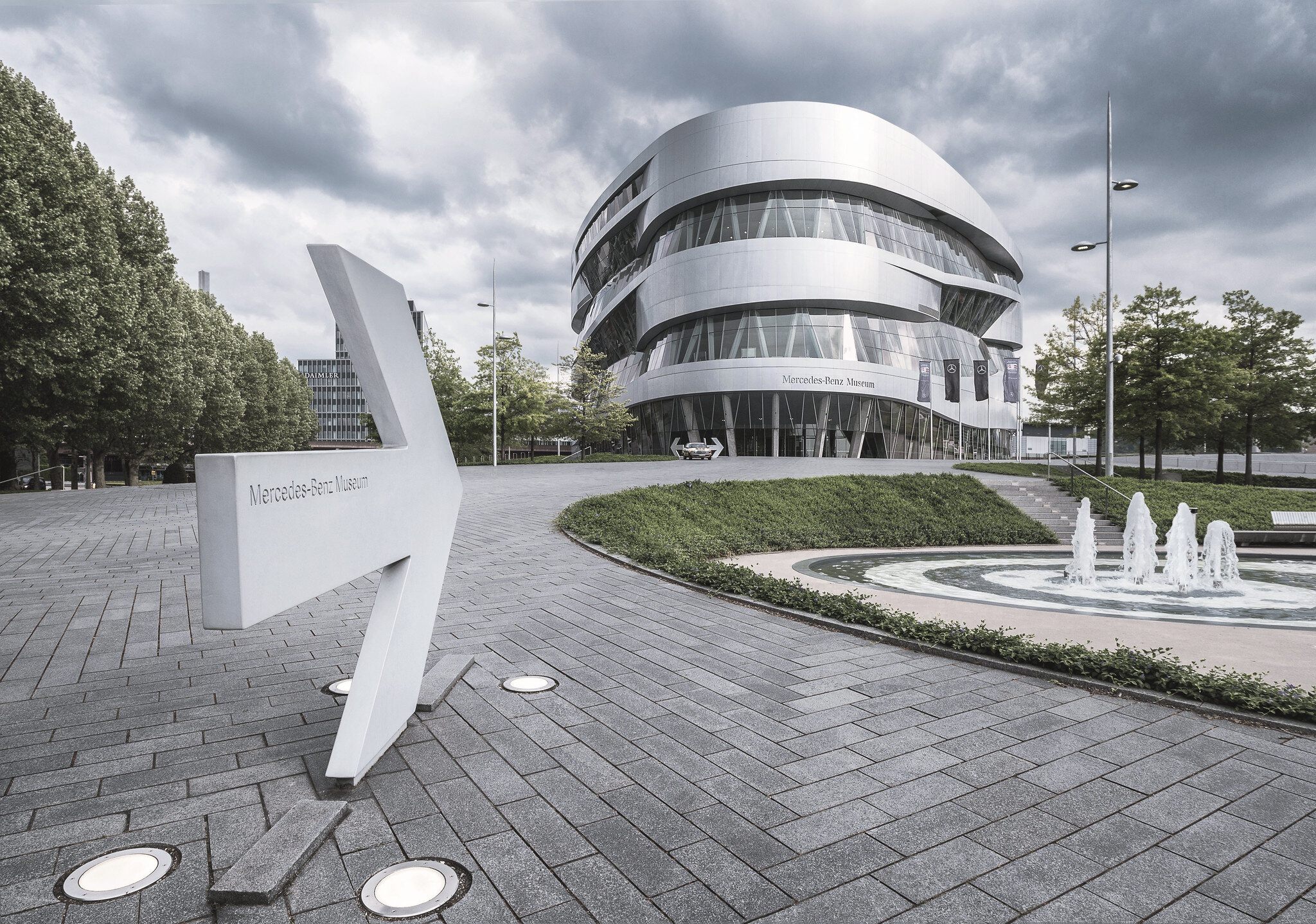 Mercedes Benz Museum | Stuttgart by UN Studio