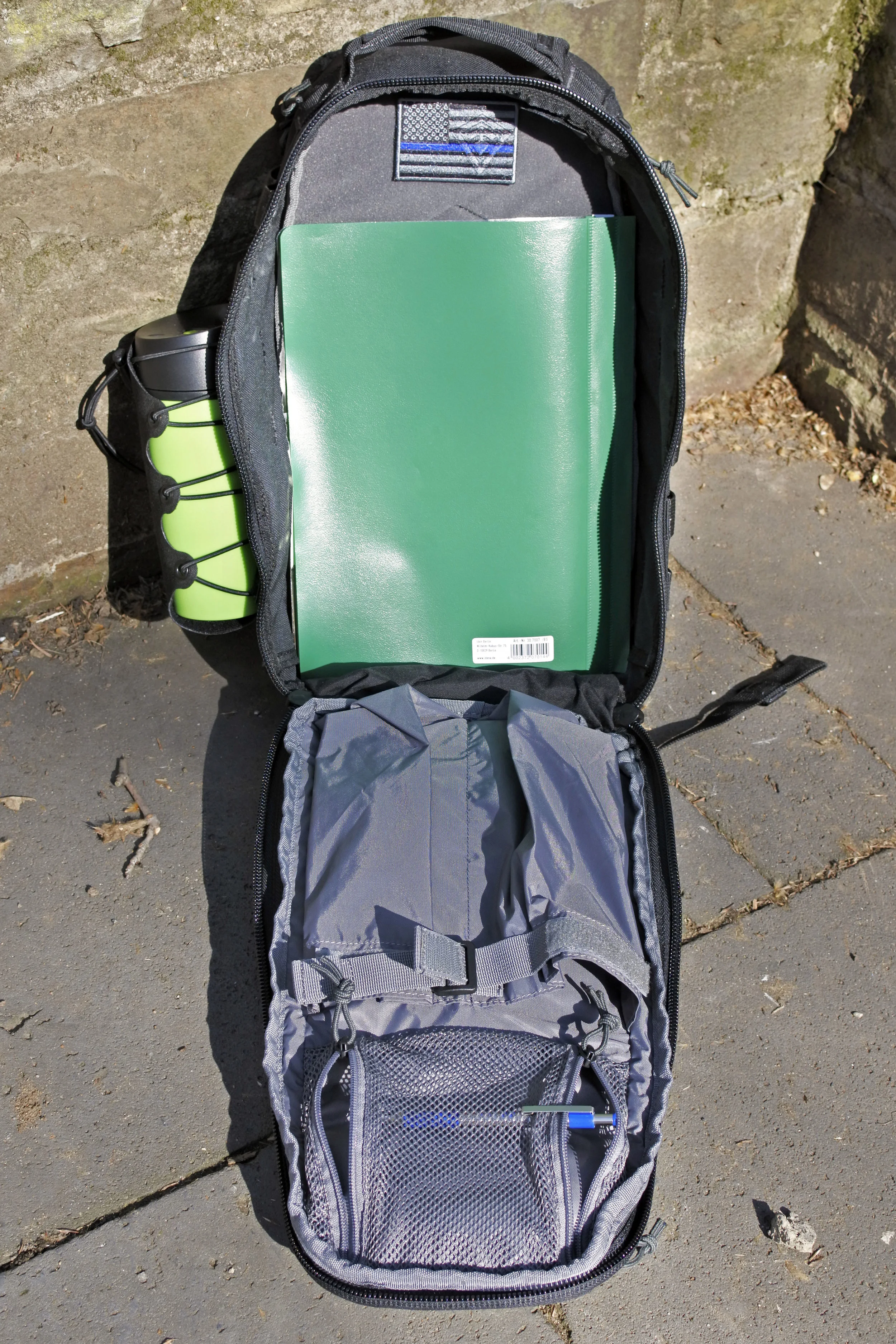 A standard A4 folder is shown here for scale. 
