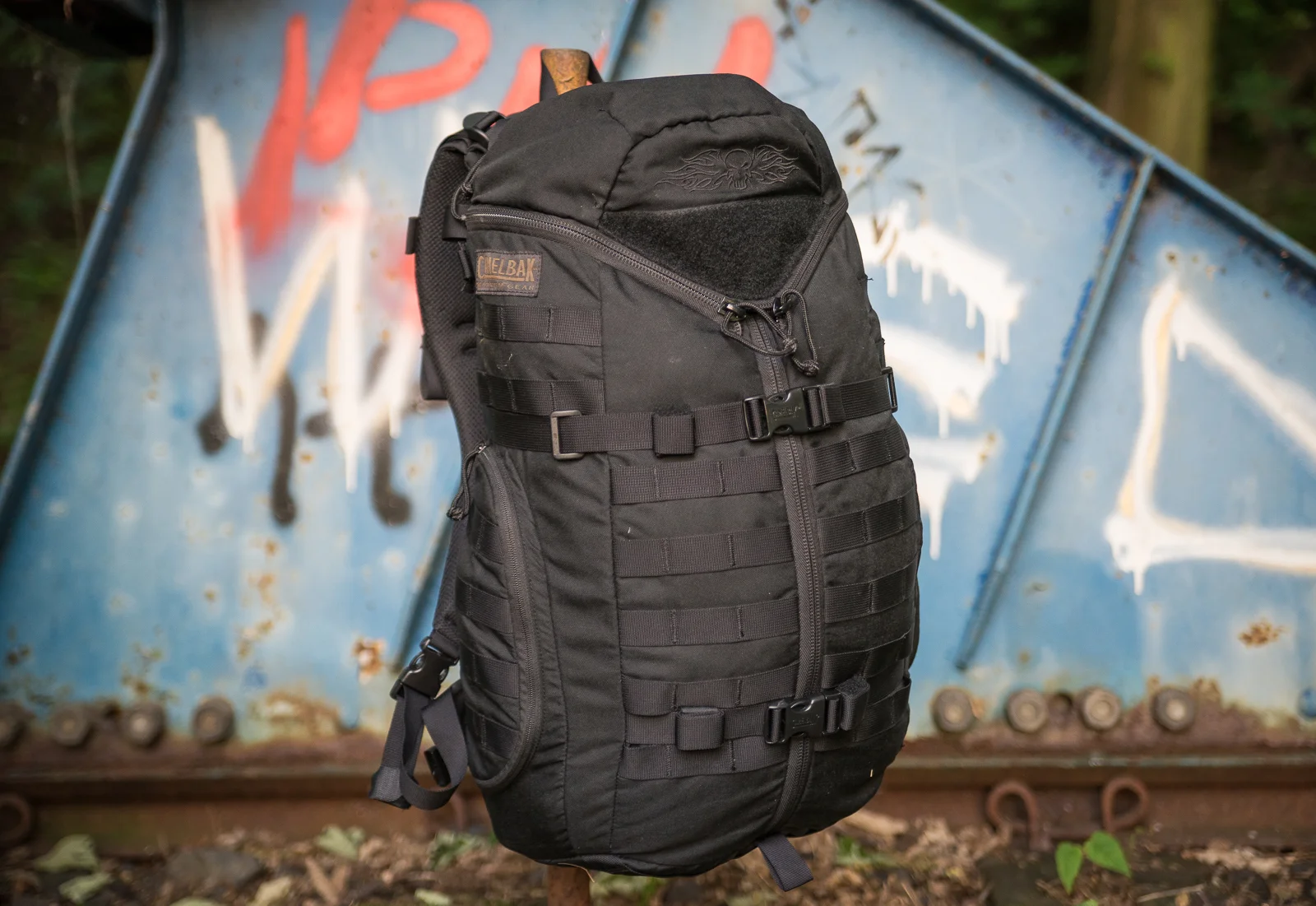 tri zip backpack