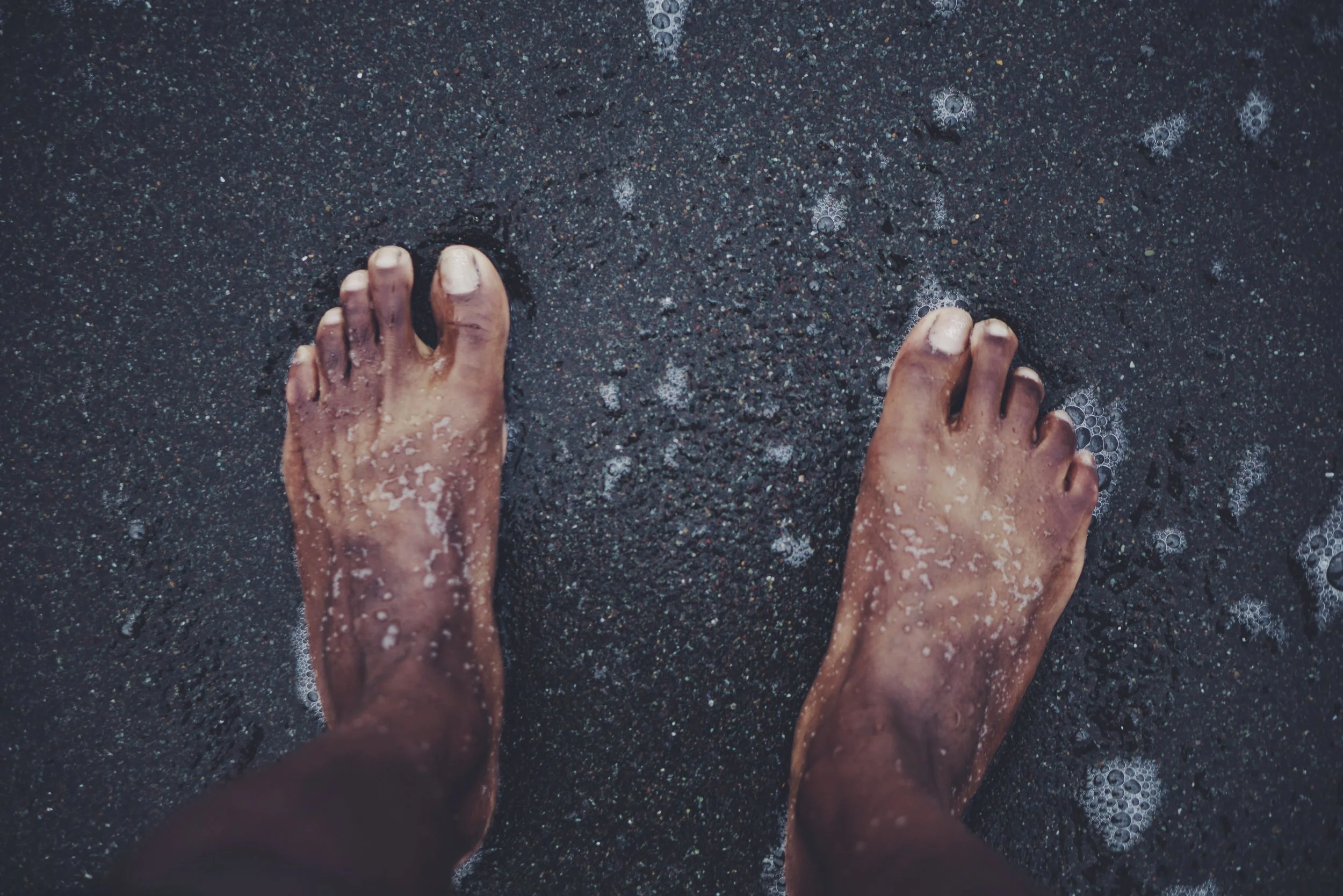 Black Sand's Beach