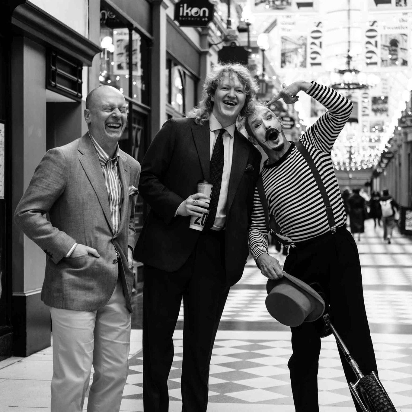 We enjoy what we do and we seriously try to make the best clothing we can.

Hopefully this sense of fun and pride comes across

@drago_lanificioinbiella sunlit jacketing
@@benharrison.voodoo 

#summer
#bespoke
#bespoketailoring
#colmoretailors